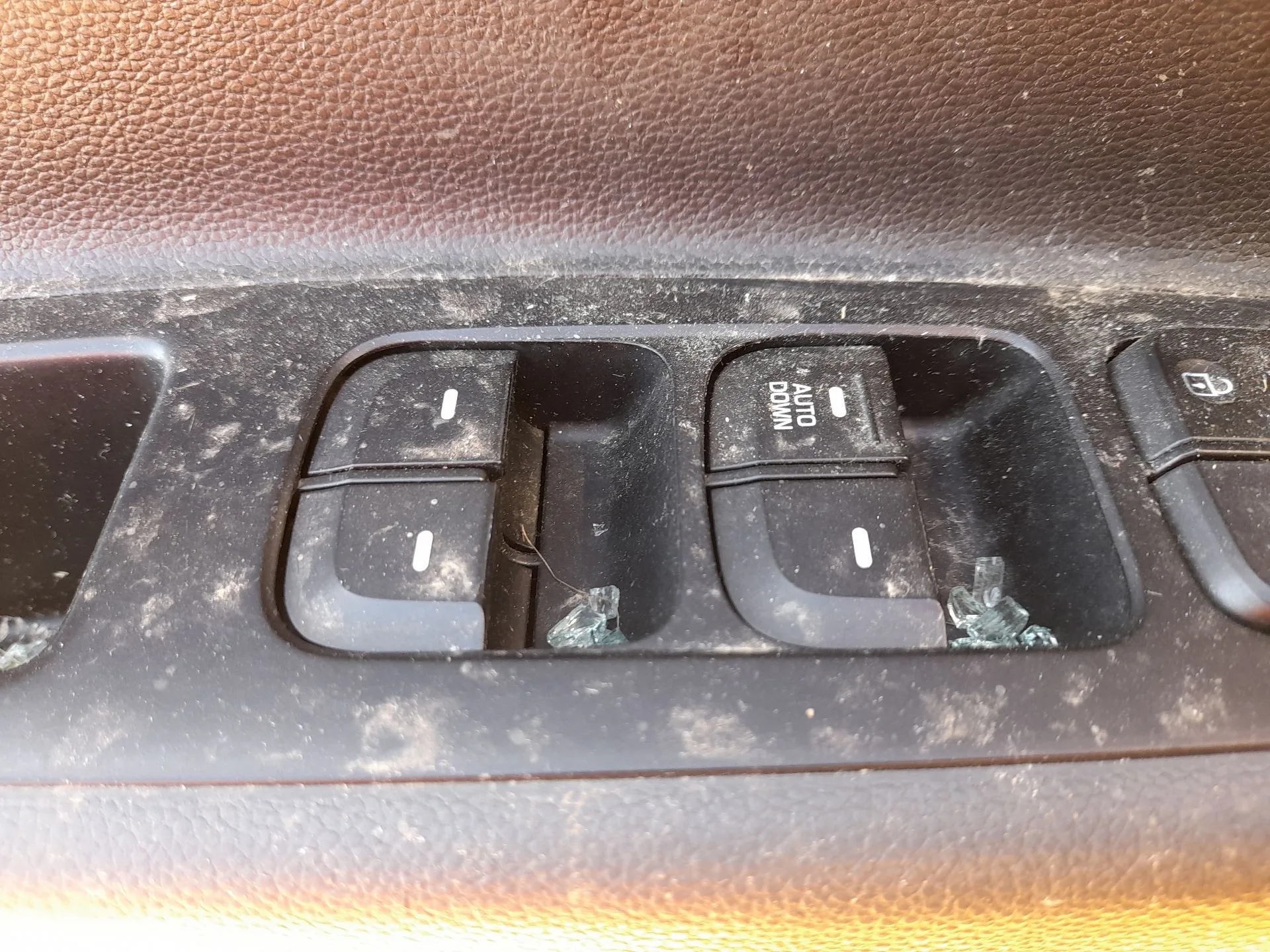 Mando Elevalunas Delantero Izquierdo para Hyundai I10 Ii (Ba, Ia)