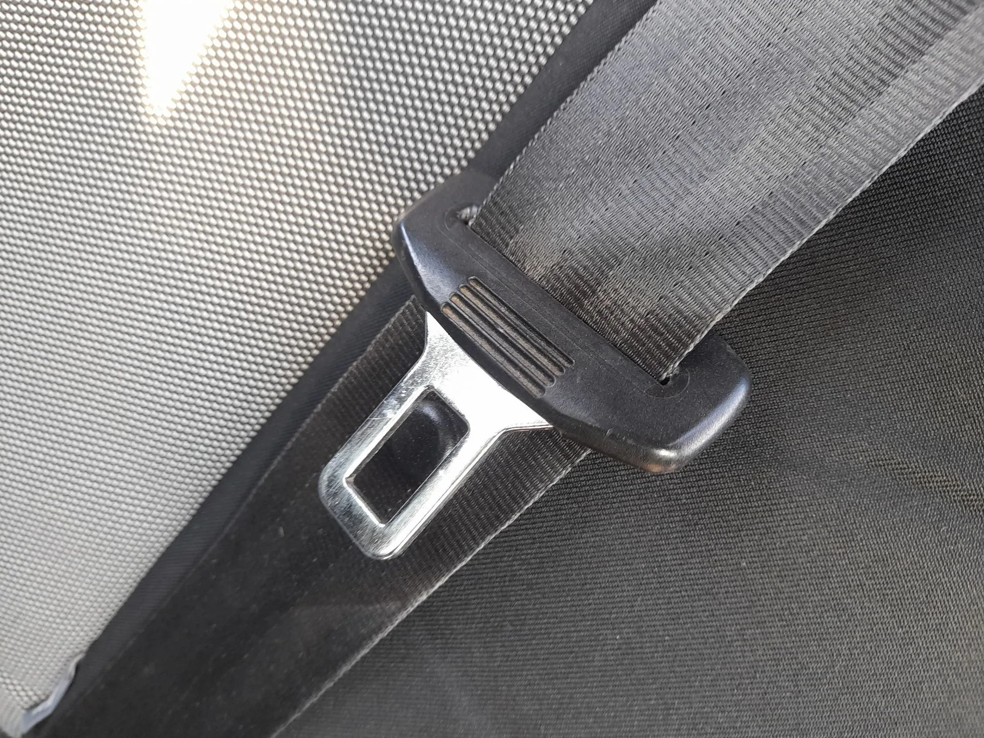 Cinturon Seguridad Trasero Izquierdo para Seat Ibiza Iv (6J5, 6P1)