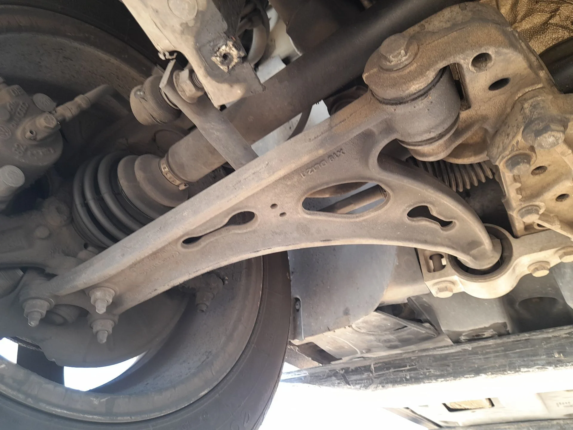 Brazo Suspension Inferior Delantero Derecho para Seat Leon (1P1)