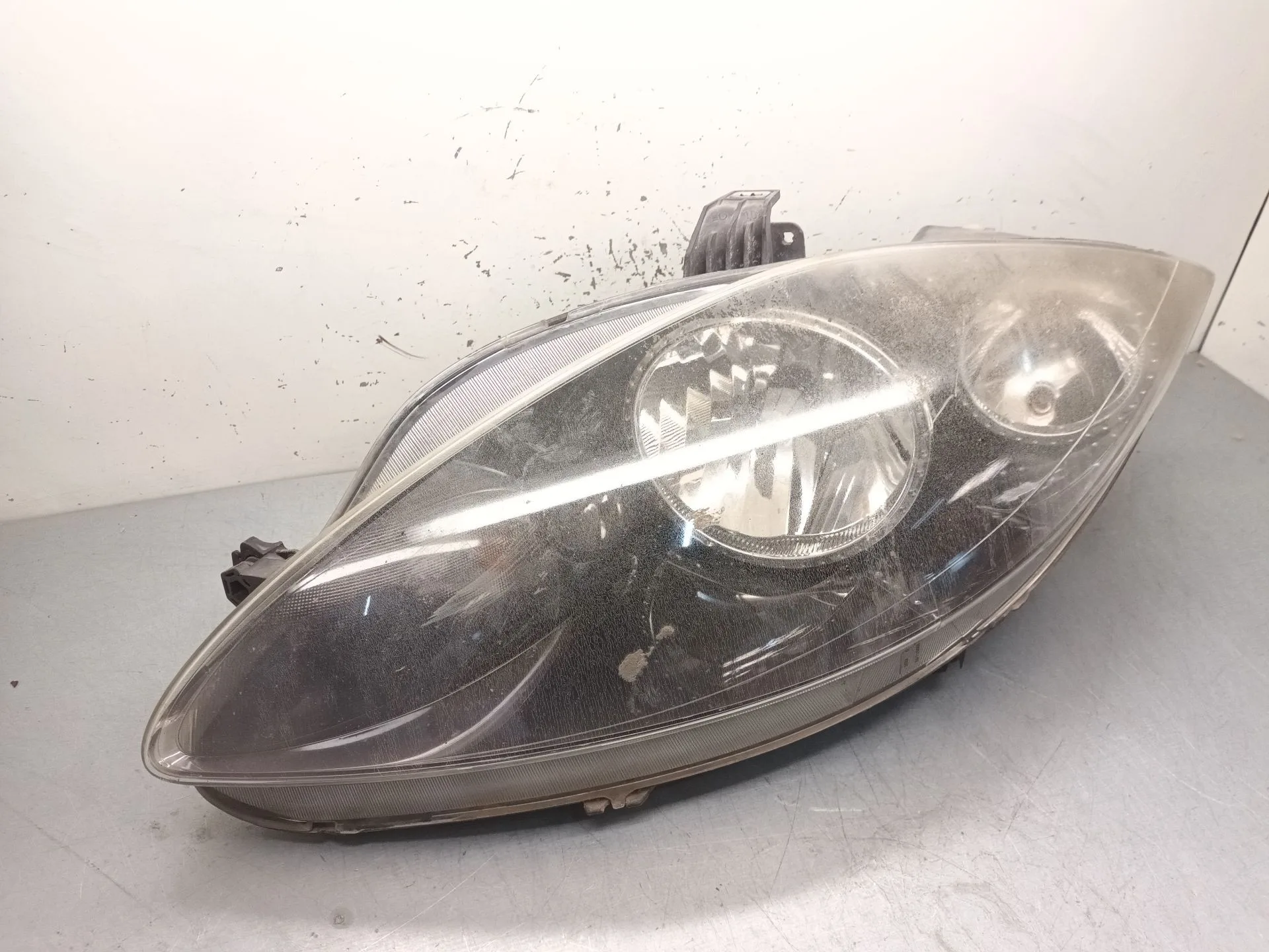 Faro Izquierdo para Seat Leon (1P1)