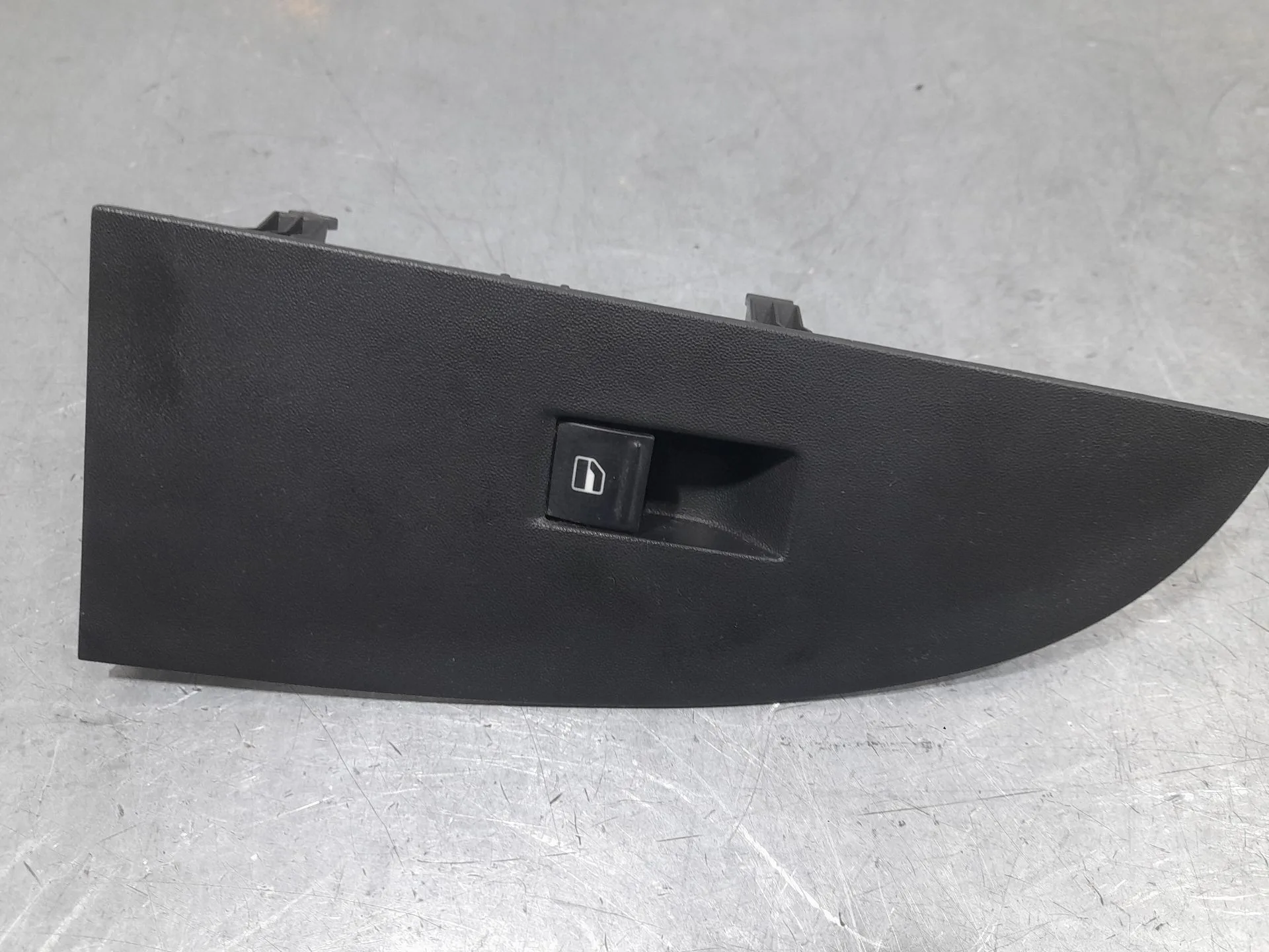 Mando Elevalunas Delantero Derecho para Seat Leon (1P1)