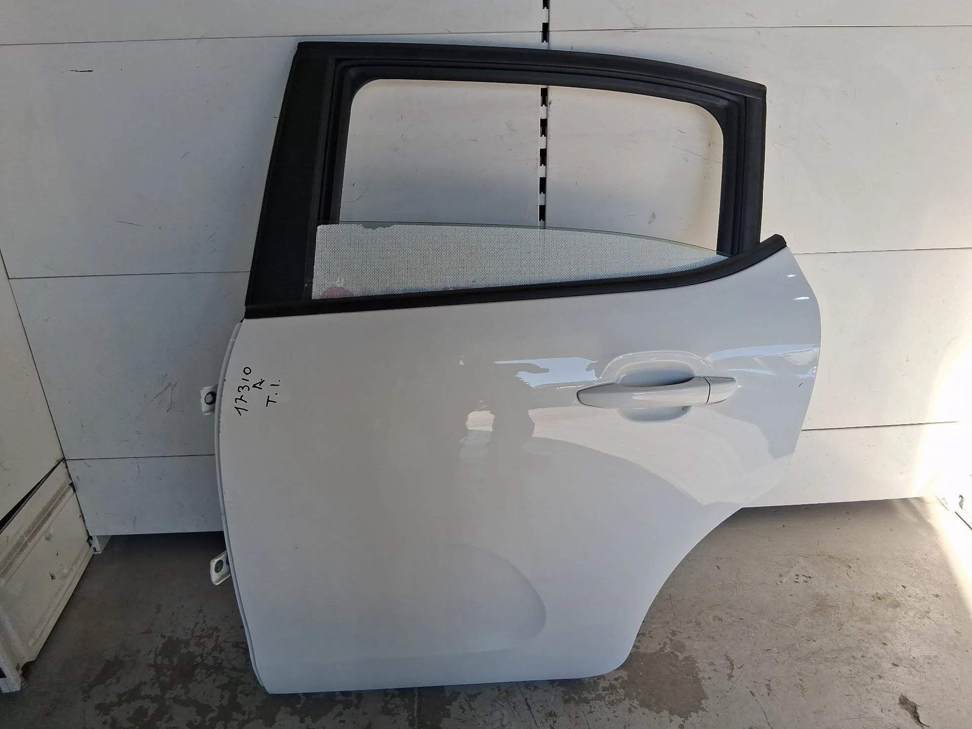Puerta Trasera Izquierda para Citroën C3 Iii (Sx)