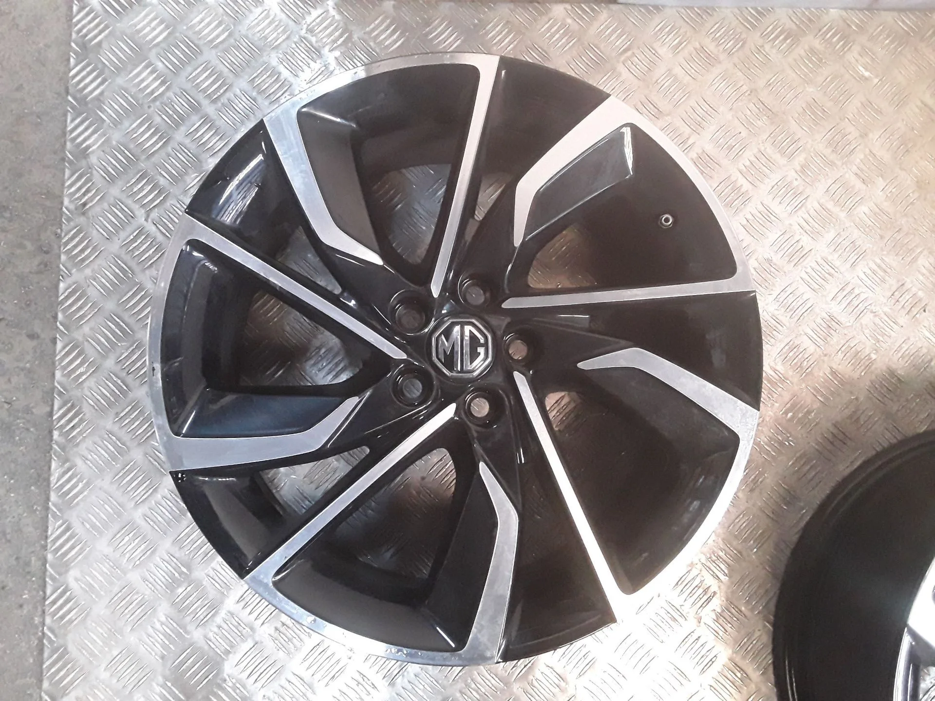 Juego Llantas Aluminio para Mg Zs Suv (Azs1)