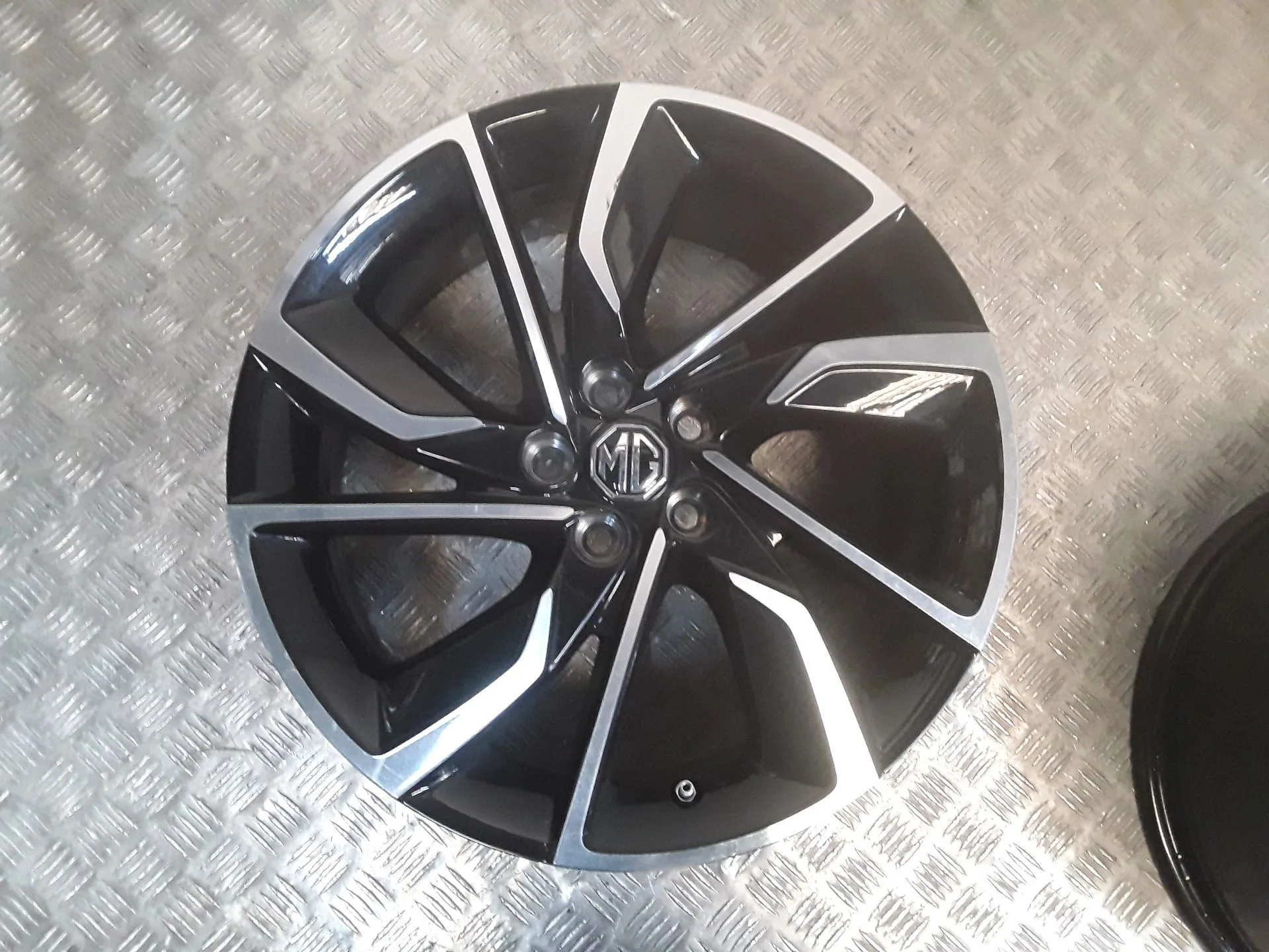 Juego Llantas Aluminio para Mg Zs Suv (Azs1)