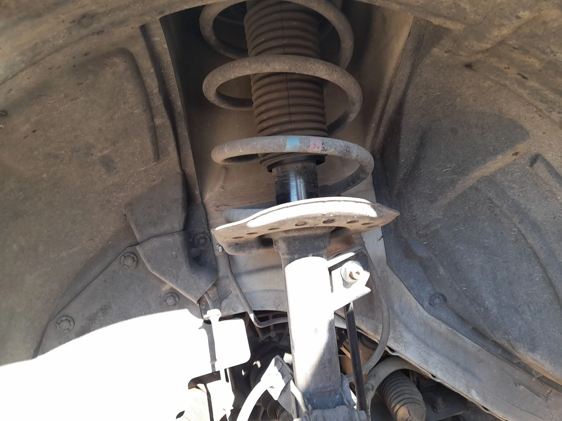 Amortiguador Delantero Izquierdo para Nissan Qashqai I (J10, Nj10)