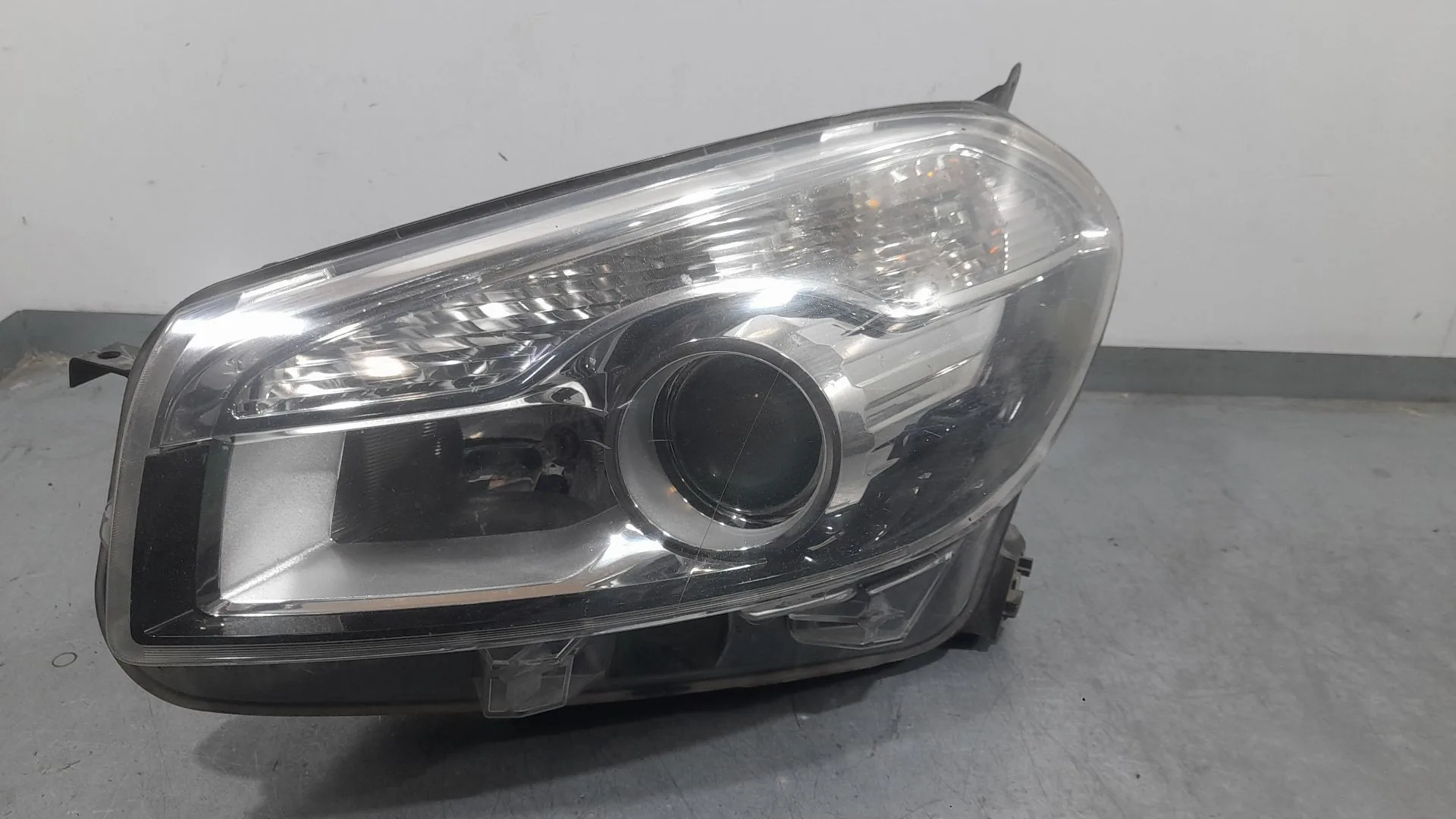 Faro Izquierdo para Nissan Qashqai I (J10, Nj10)