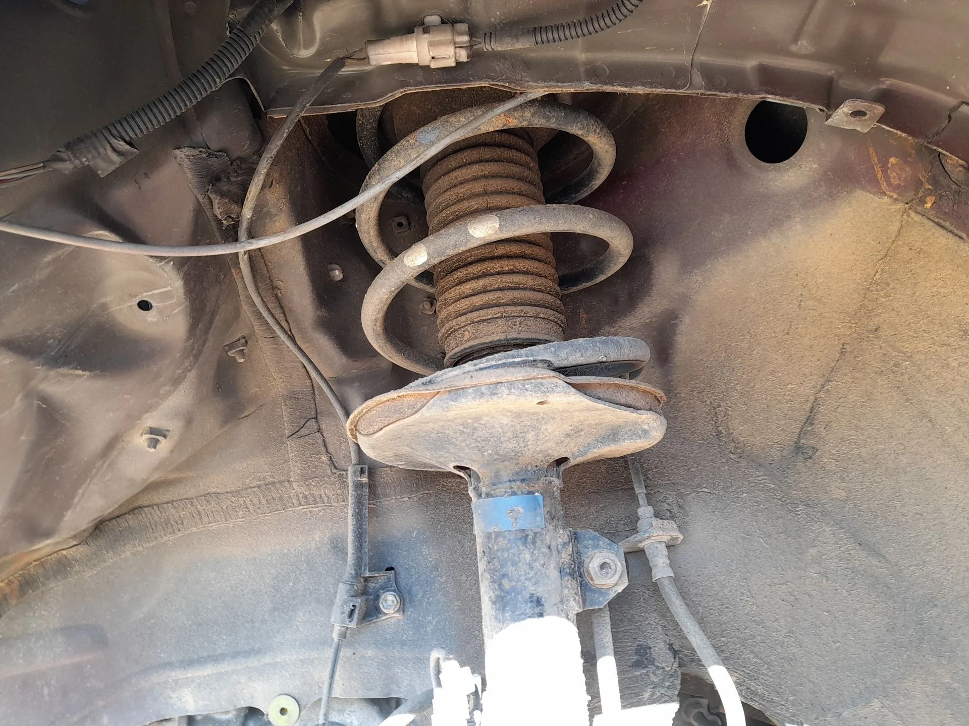 Amortiguador Delantero Izquierdo para Toyota Avensis (_T25_)