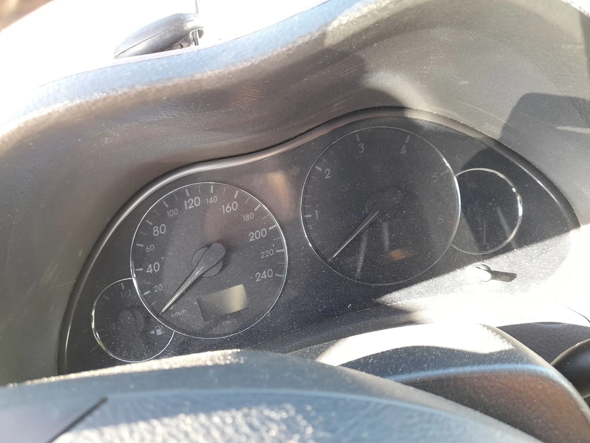 Cuadro Instrumentos para Toyota Avensis (_T25_)