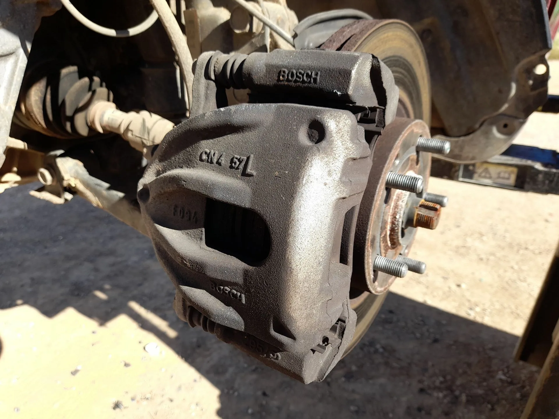 Pinza Freno Delantera Izquierda para Toyota Avensis (_T25_)