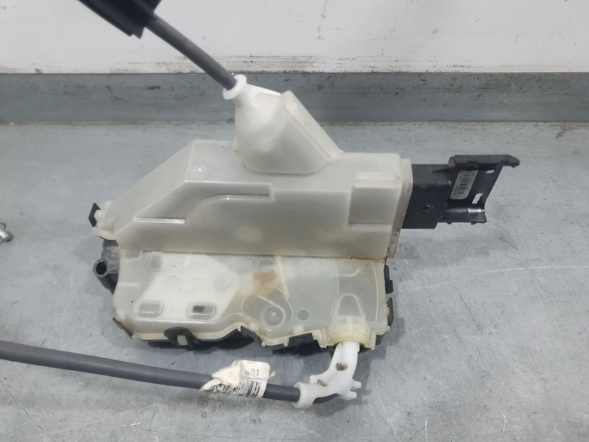 Cerradura Puerta Delantera Derecha para Peugeot 2008 Ii (Ud_, Us_, Uy_, Uj_, Ur_, Uc_)
