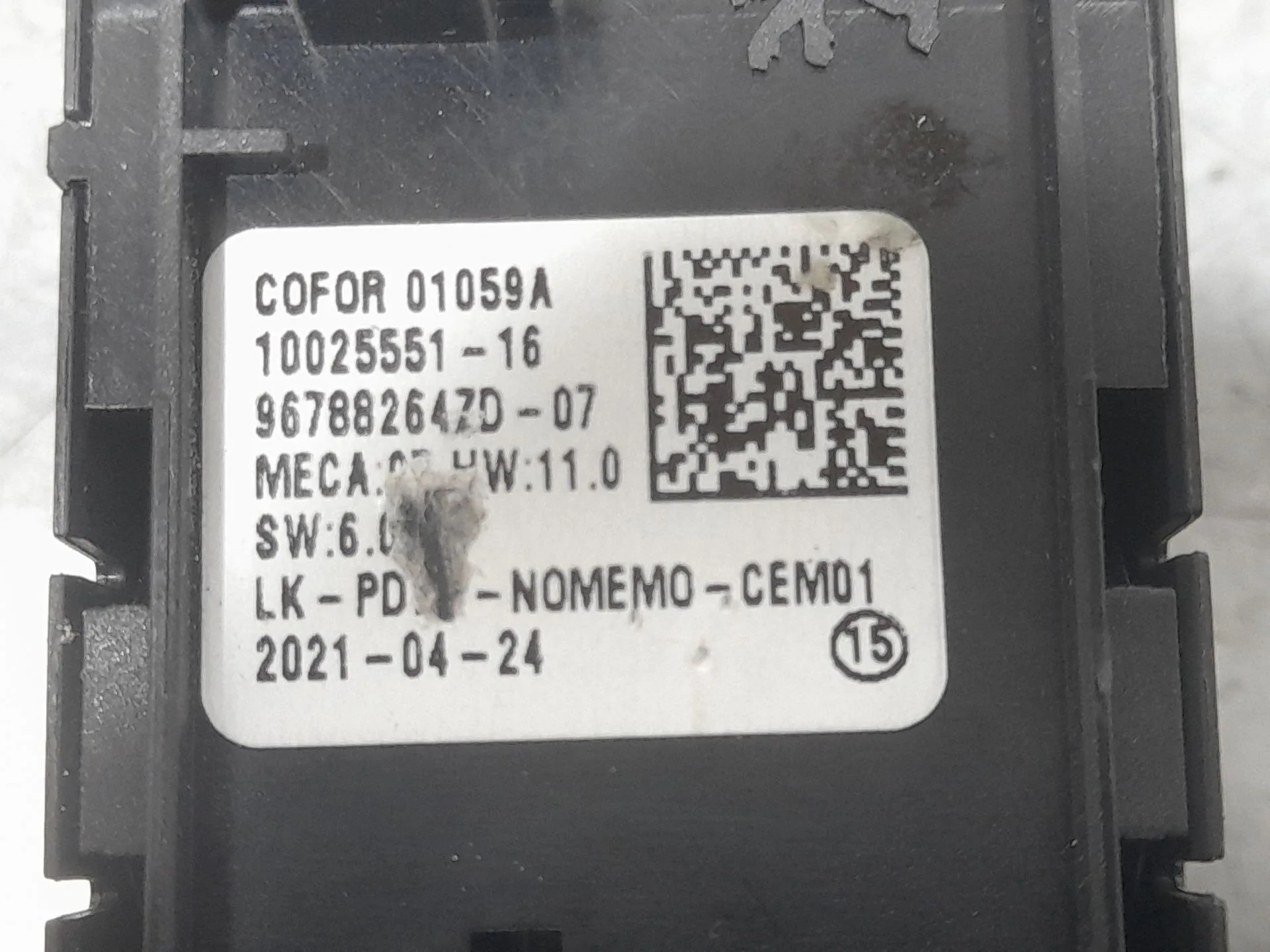 Mando Elevalunas Delantero Izquierdo para Peugeot 2008 Ii (Ud_, Us_, Uy_, Uj_, Ur_, Uc_)