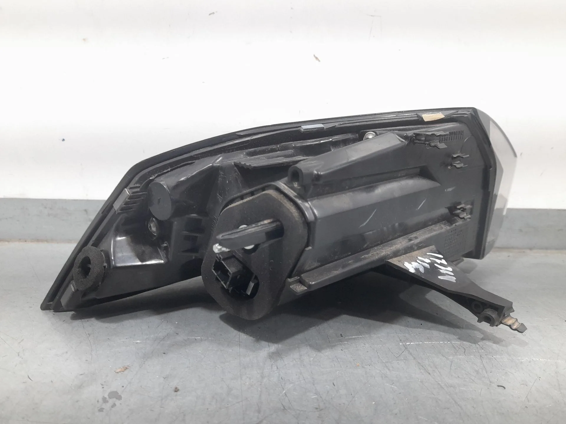 Piloto Trasero Derecho Exterior para Peugeot 2008 Ii (Ud_, Us_, Uy_, Uj_, Ur_, Uc_)