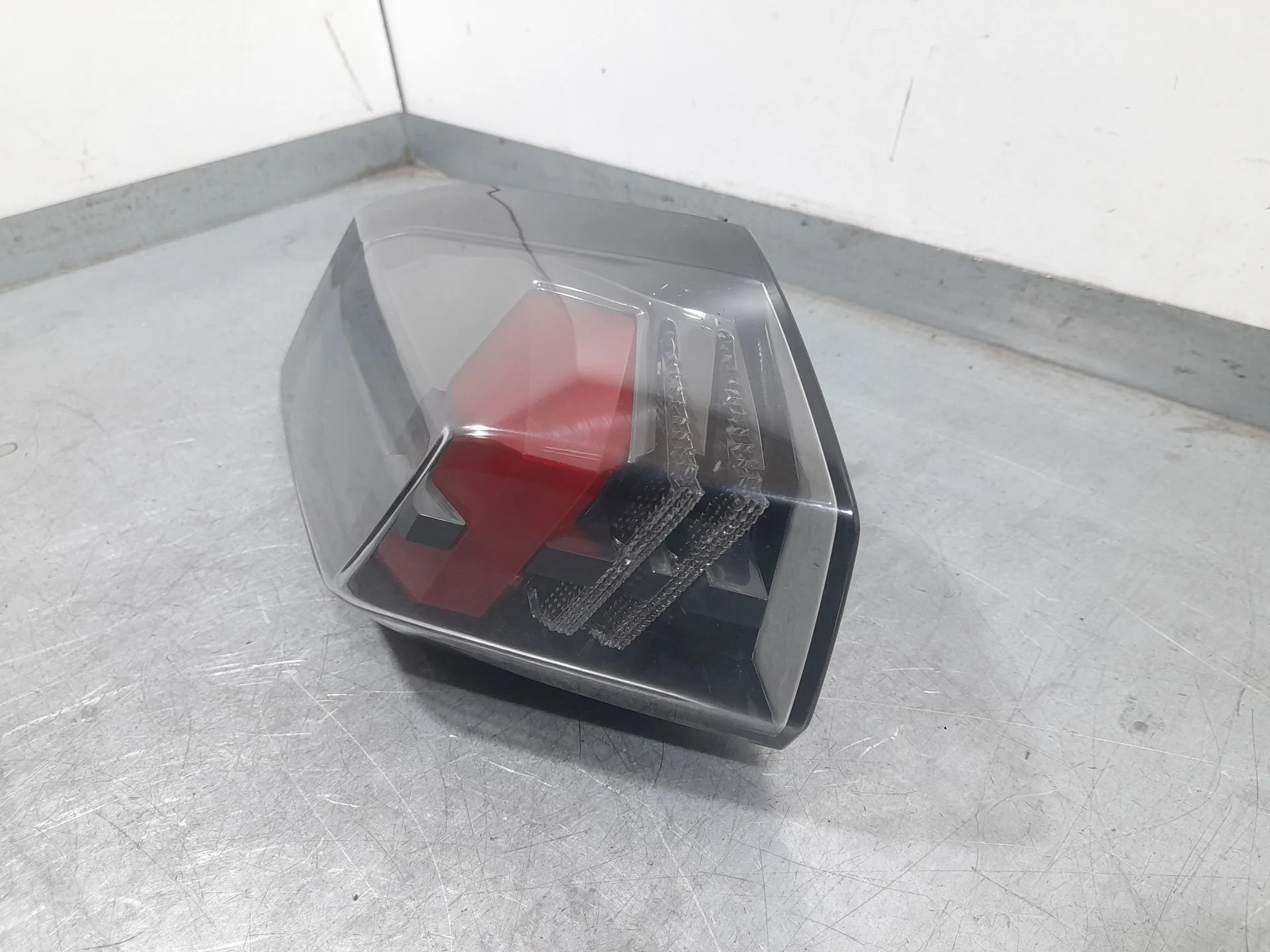 Piloto Trasero Izquierdo Interior para Peugeot 2008 Ii (Ud_, Us_, Uy_, Uj_, Ur_, Uc_)
