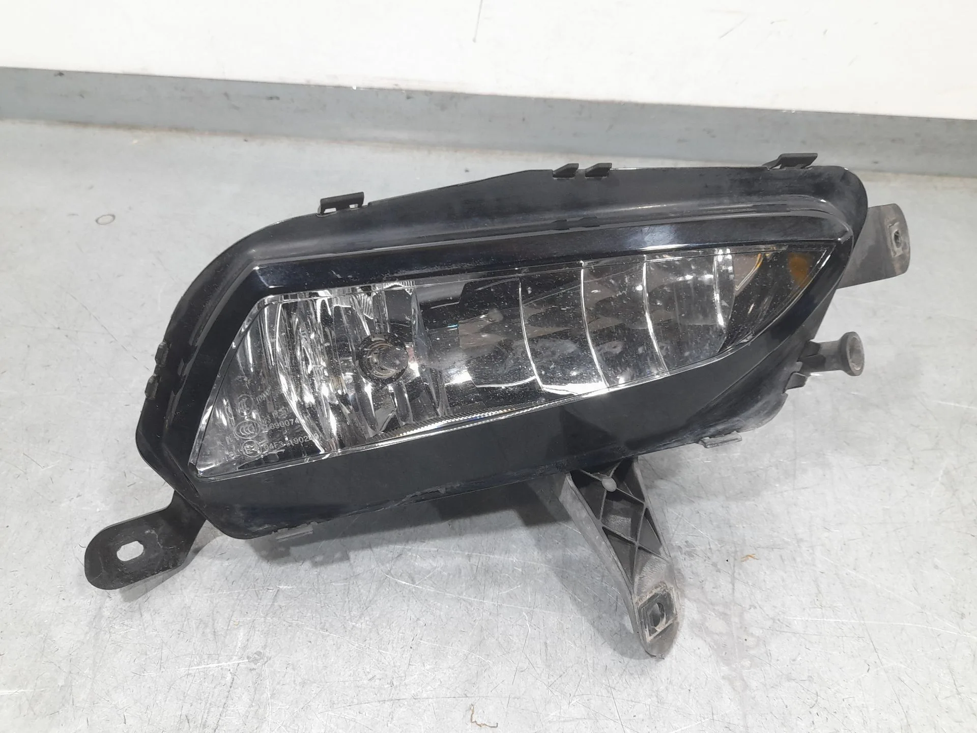 Faro Antiniebla Derecho para Opel Astra K Sports Tourer (B16)