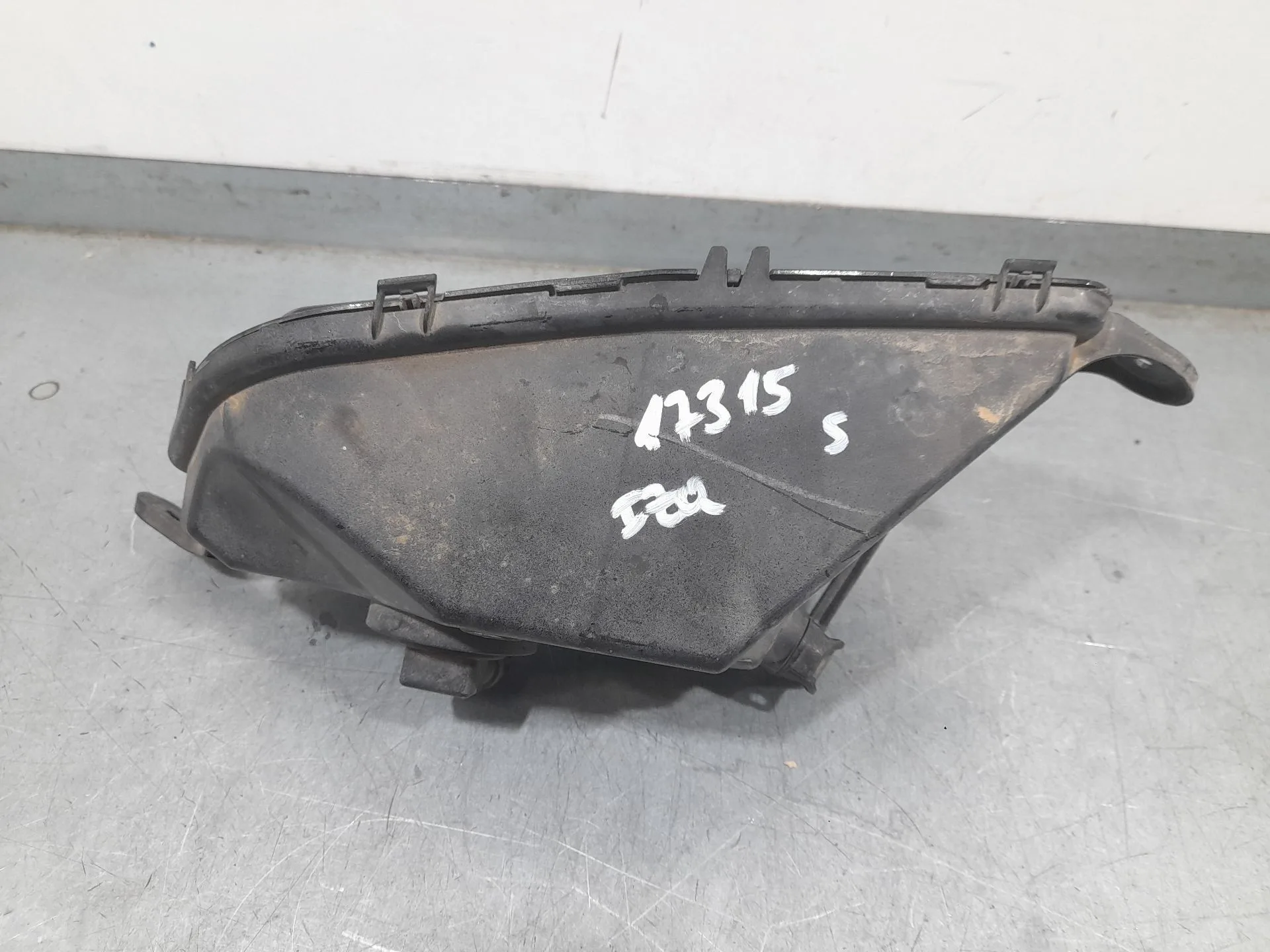 Faro Antiniebla Izquierdo para Opel Astra K Sports Tourer (B16)
