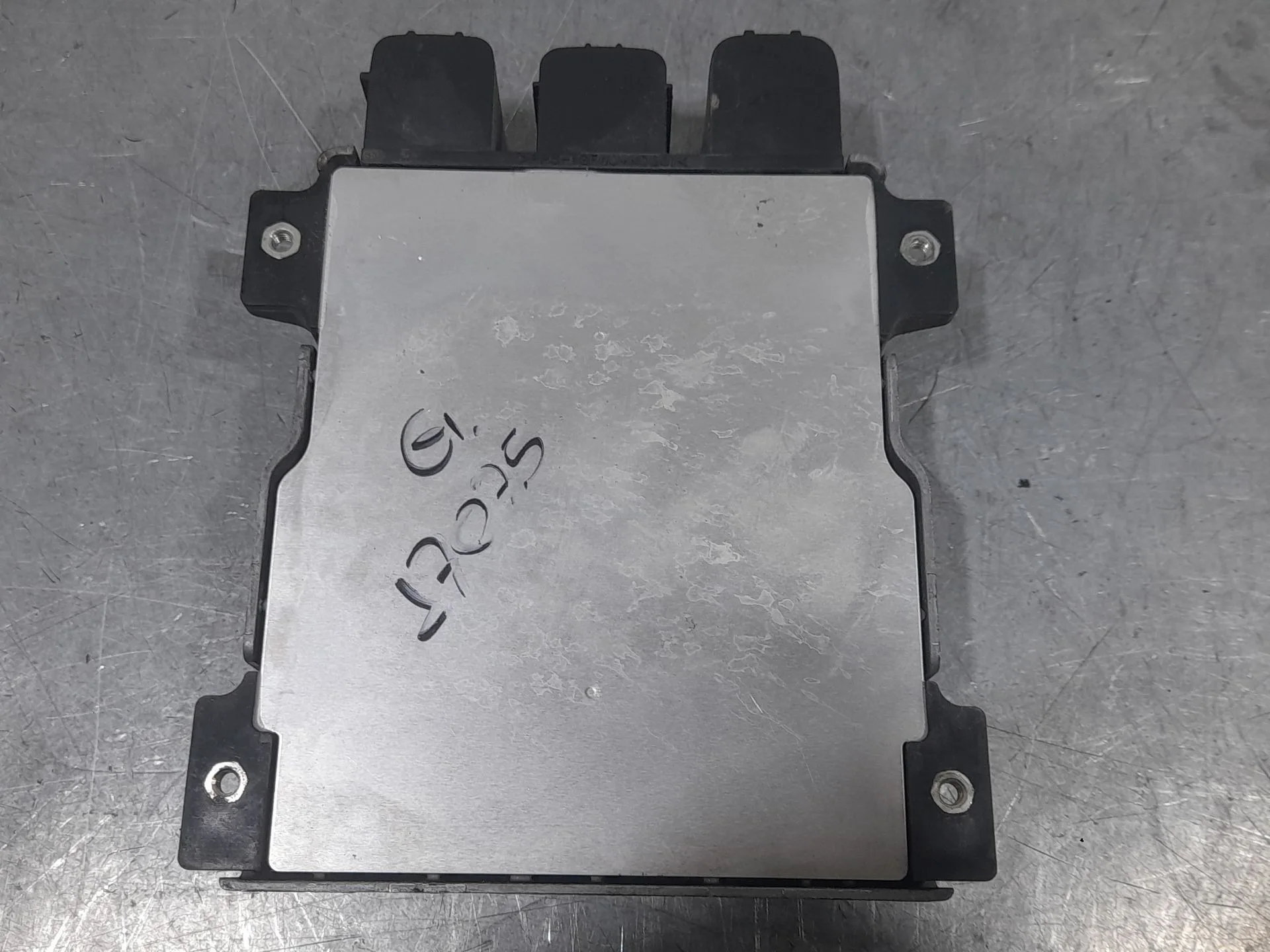 Centralita Motor Uce para Lexus Is Ii (_E2_)