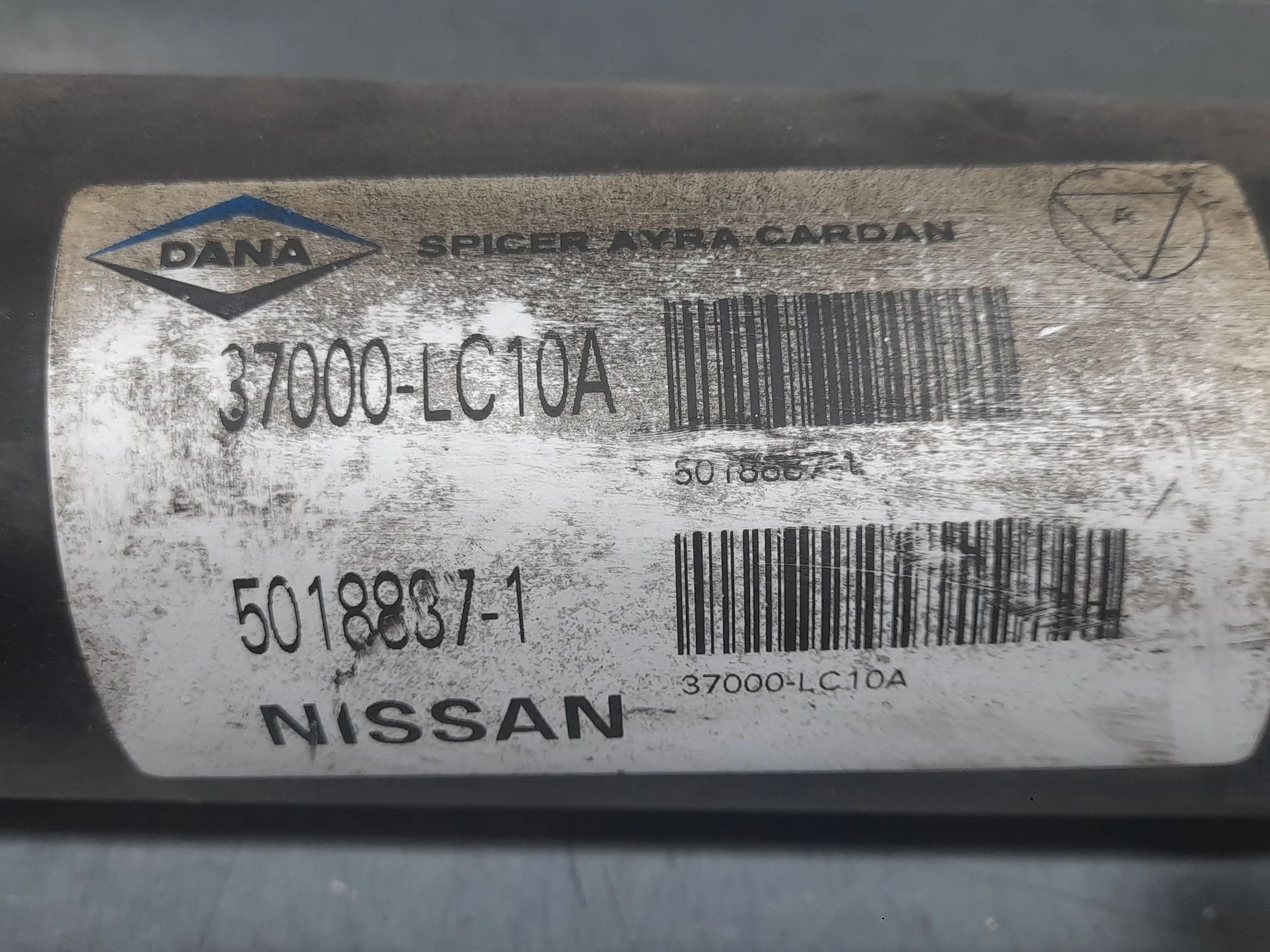 Transmision Central para Nissan Nt400 Cabstar (F24M)