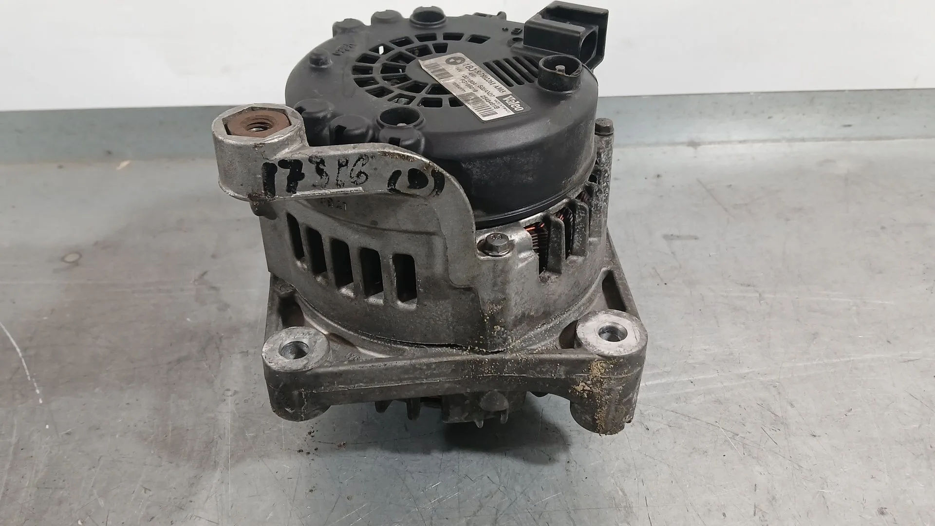 Alternador para Bmw 1 (E81)