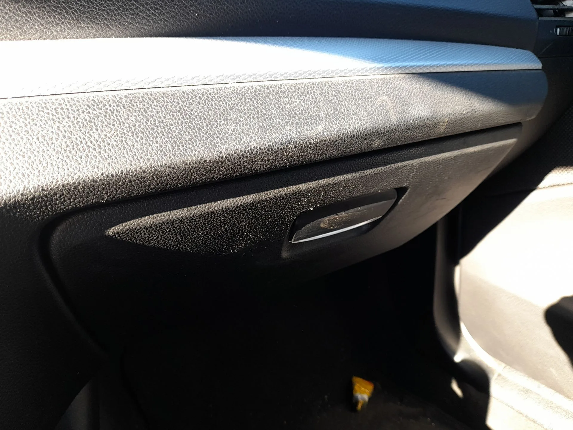 Guantera para Bmw 1 (E81)