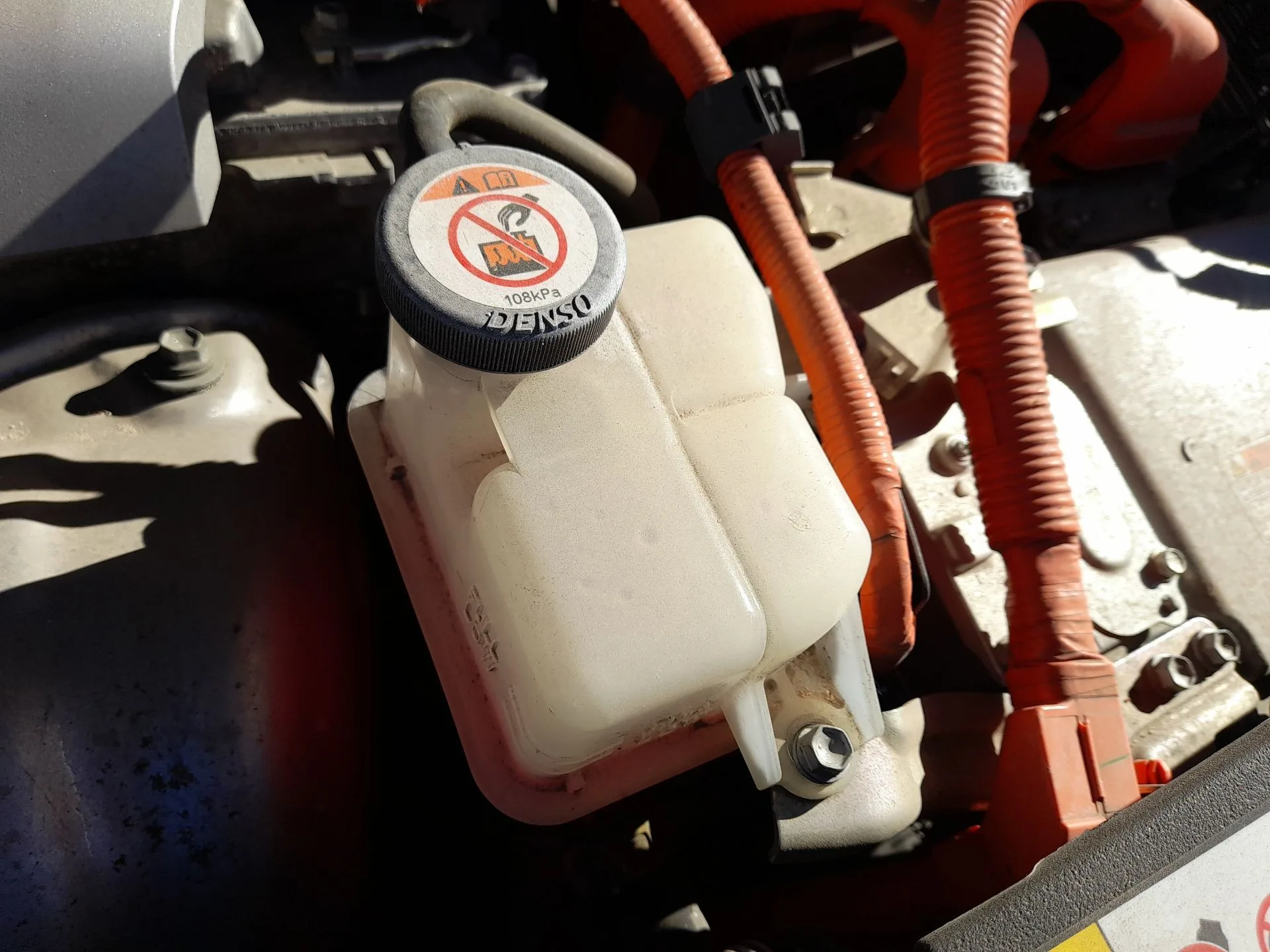 Deposito Expansion para Lexus Nx (_Z1_)