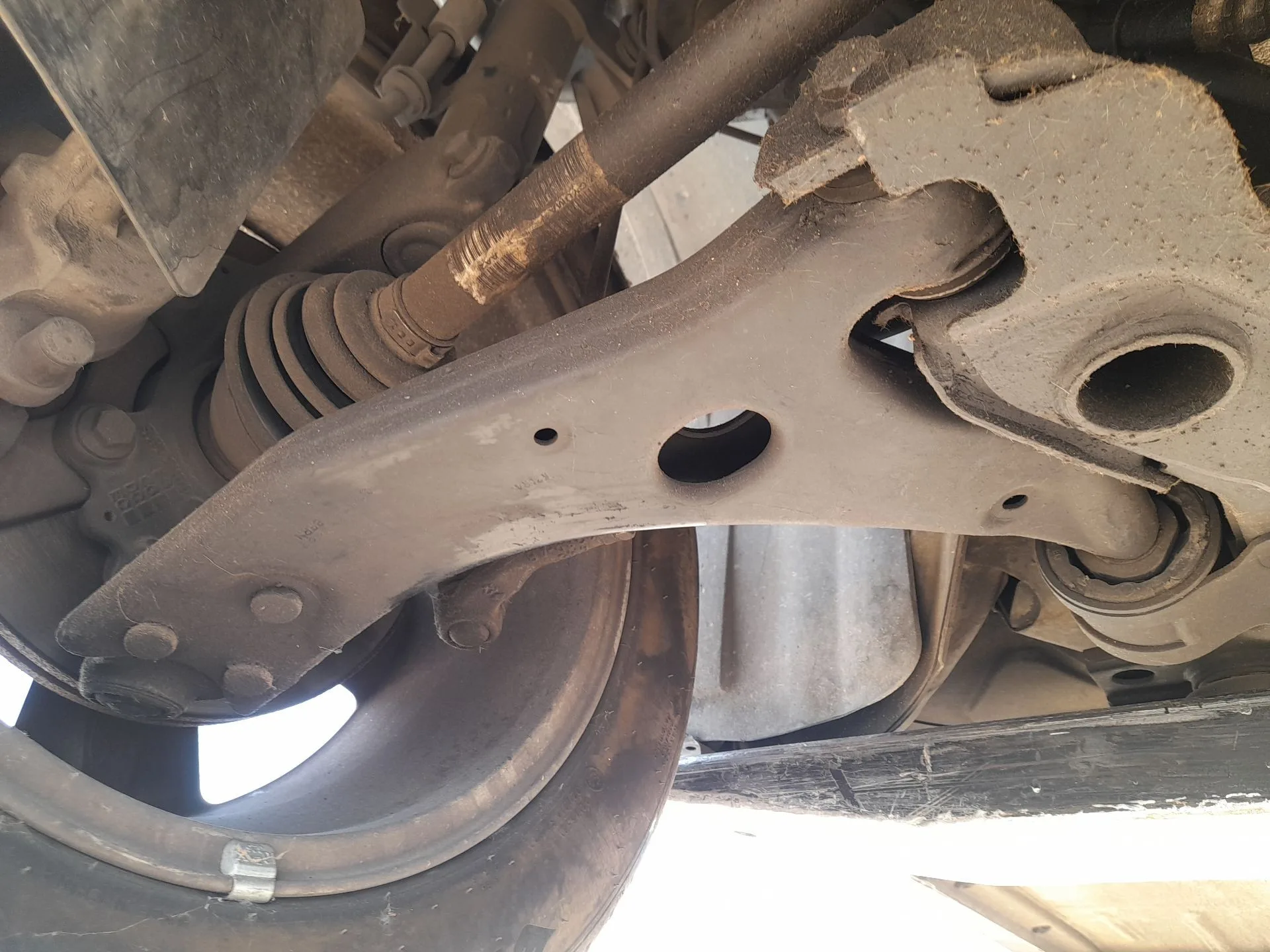 Brazo Suspension Inferior Delantero Derecho para Ford Focus Ii (Da_, Hcp, Dp)