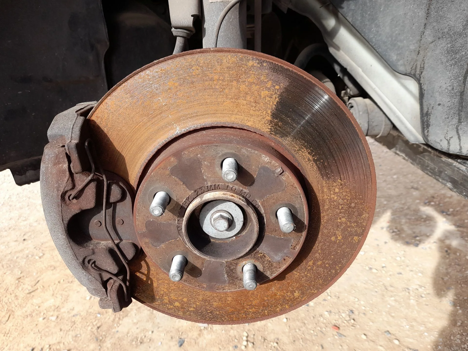 Mangueta Delantera Izquierda para Ford Focus Ii (Da_, Hcp, Dp)