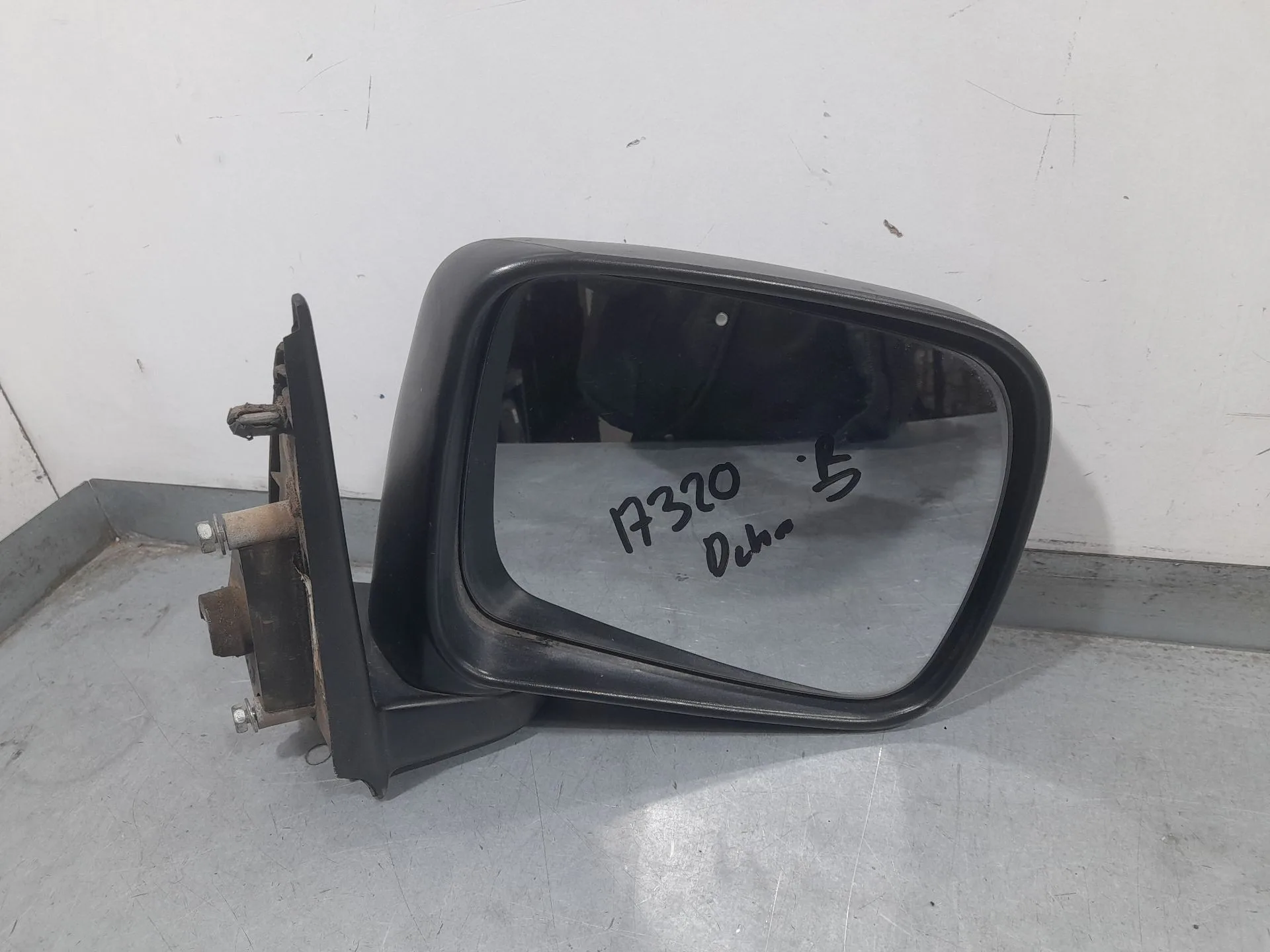 Retrovisor Derecho para Nissan Terrano Ii (R20)