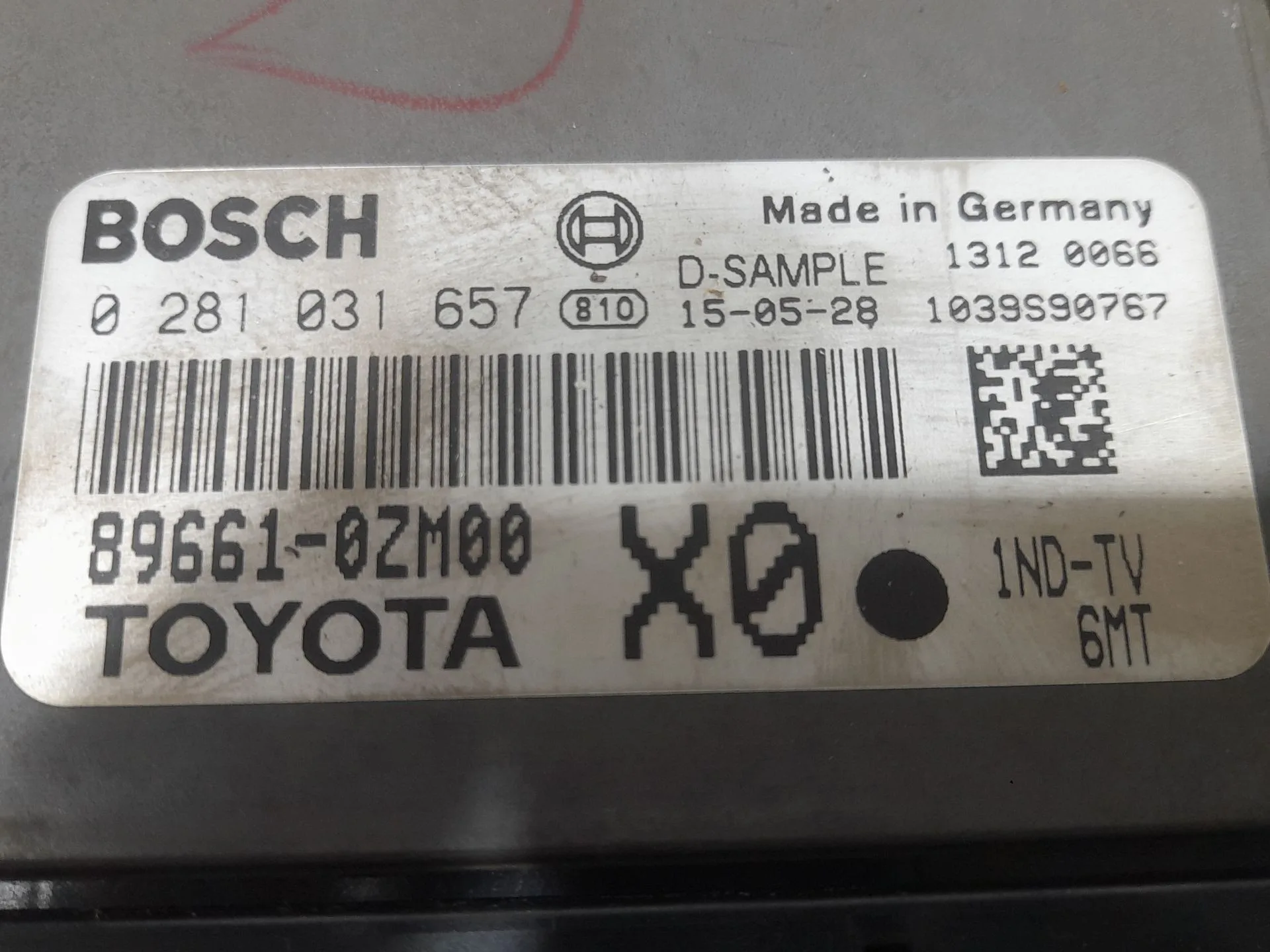 Centralita Motor Uce para Toyota Auris (_E18_)