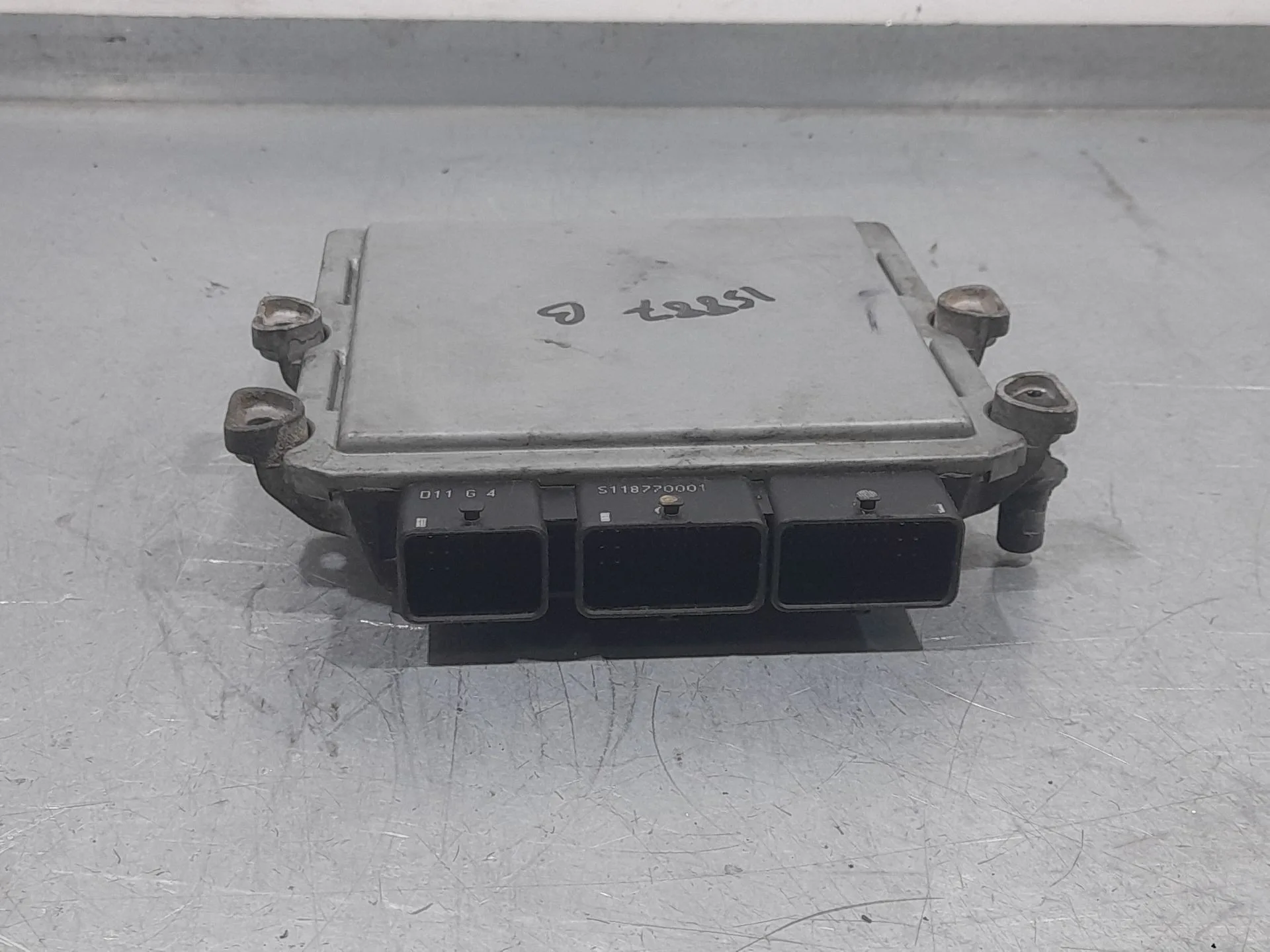 Centralita Motor Uce para Ford Focus C-Max (Cap)
