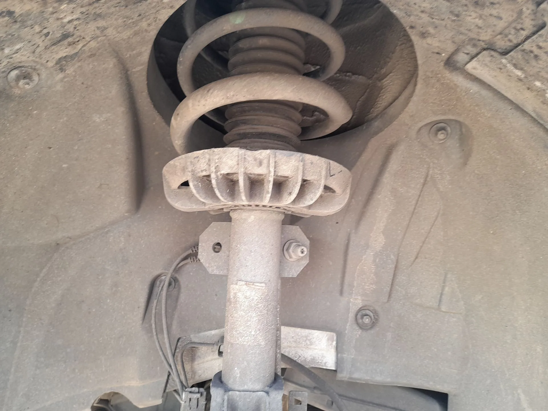 Amortiguador Delantero Derecho para Mercedes-Benz Vito Tourer (W447)