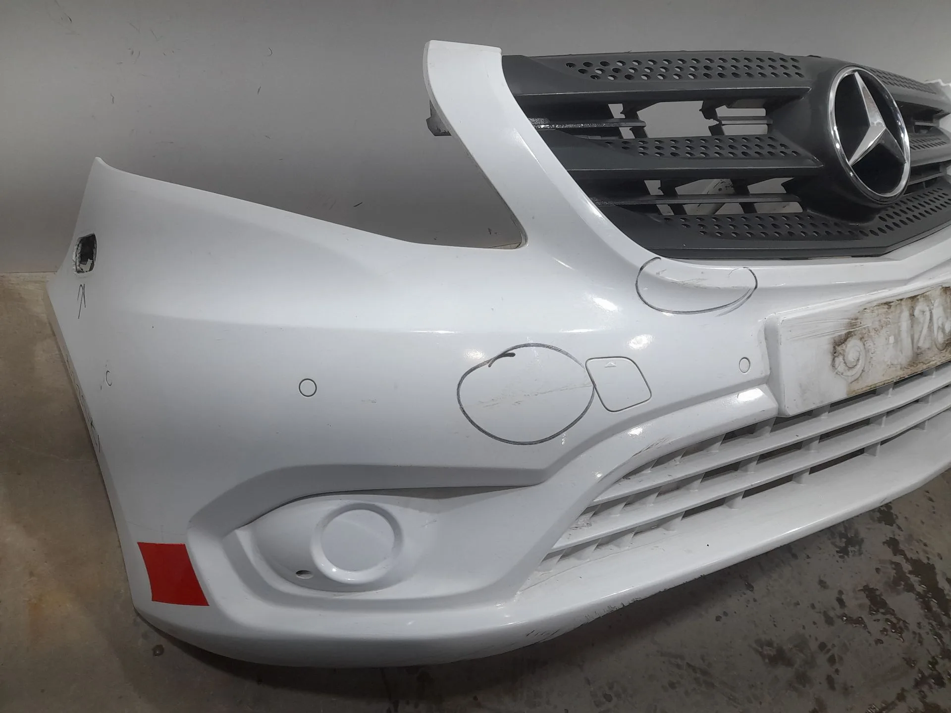 Paragolpes Delantero para Mercedes-Benz Vito Tourer (W447)