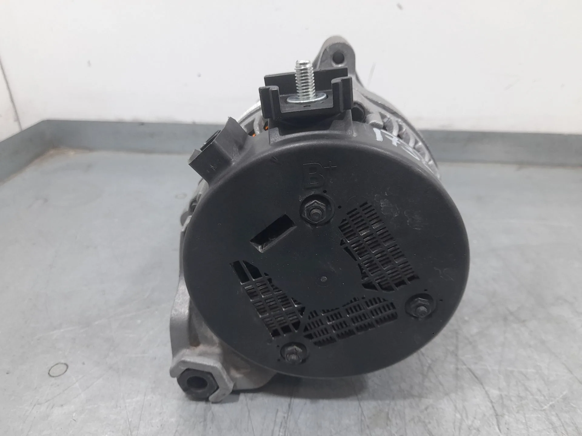 Alternador para Bmw Serie 1 Lim. (F40)