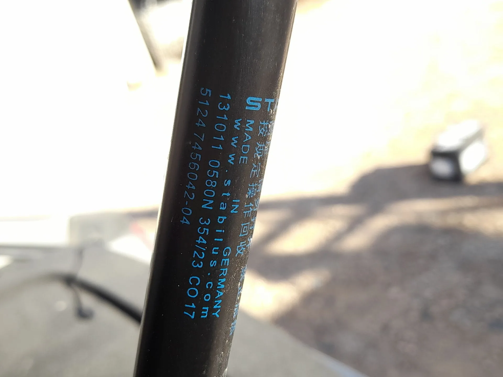 Amortiguadores Maletero / Porton para Bmw Serie 1 Lim. (F40)