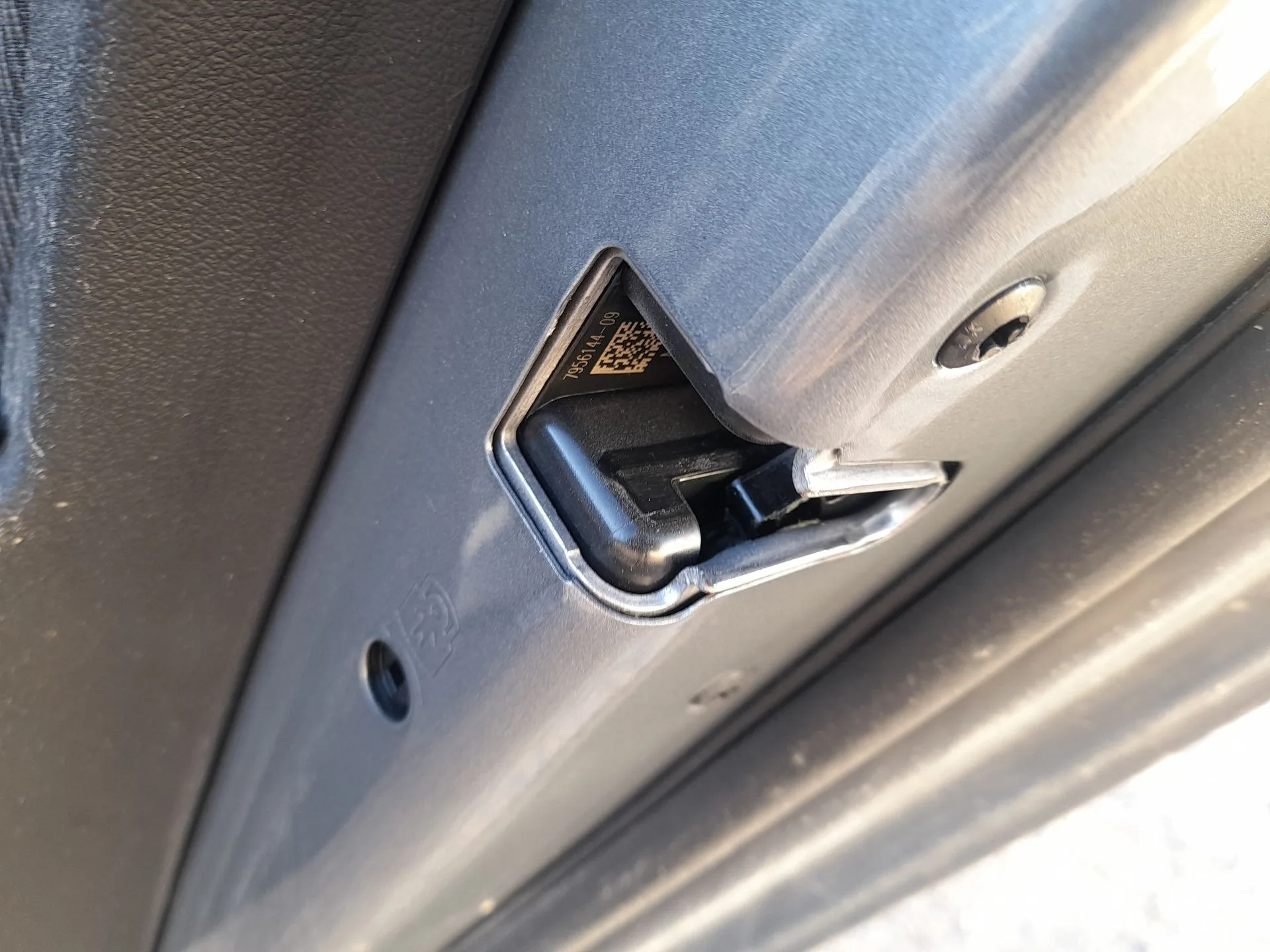 Cerradura Puerta Trasera Derecha para Bmw Serie 1 Lim. (F40)