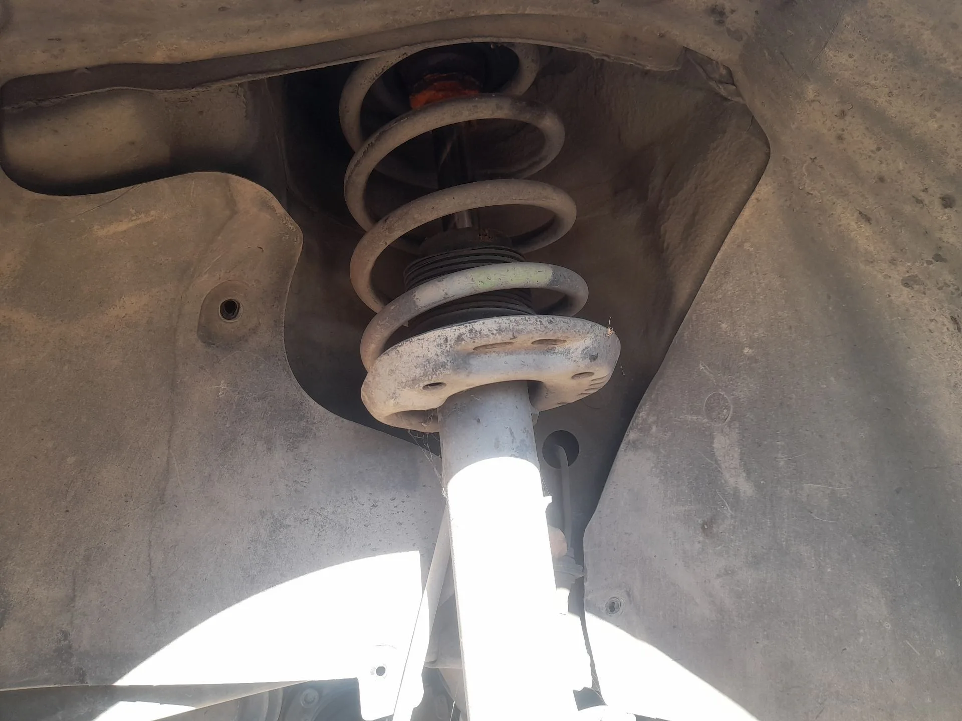 Amortiguador Delantero Izquierdo para Audi A3 (8P1)
