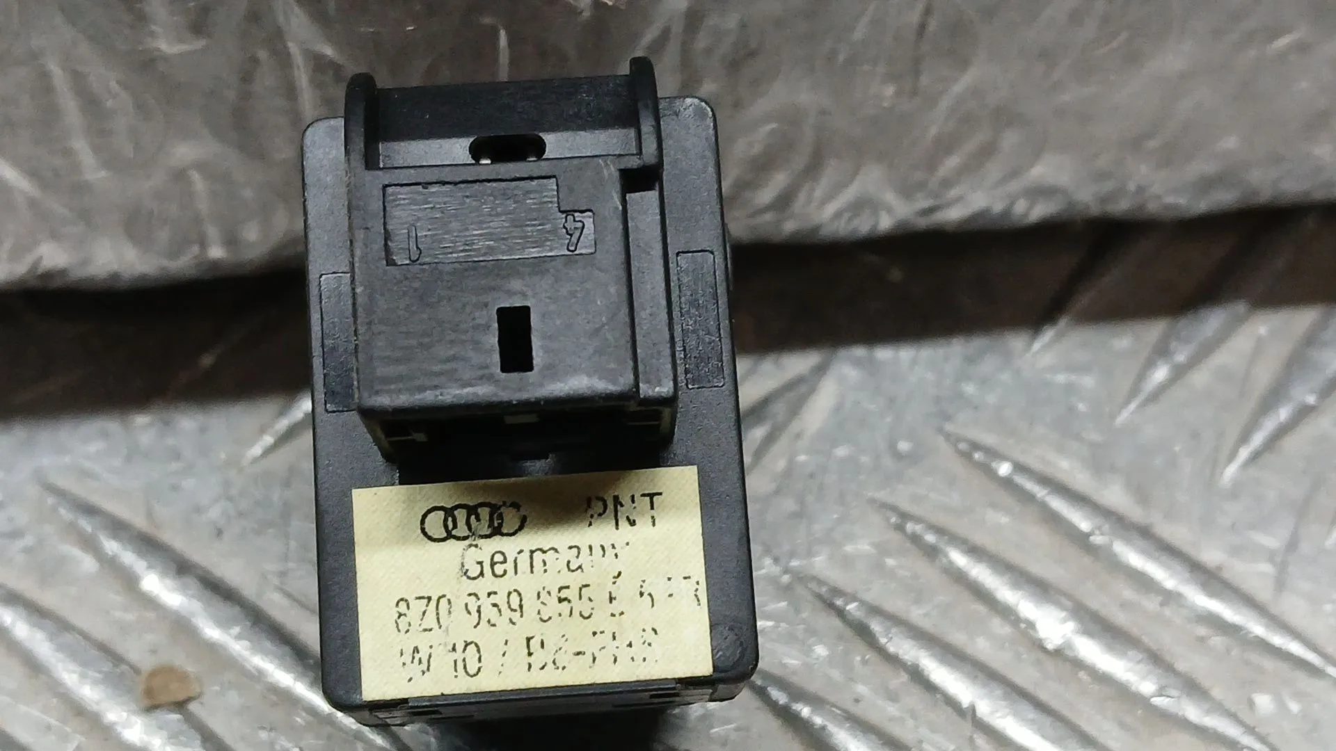 Mando Elevalunas Delantero Derecho para Audi A3 (8P1)