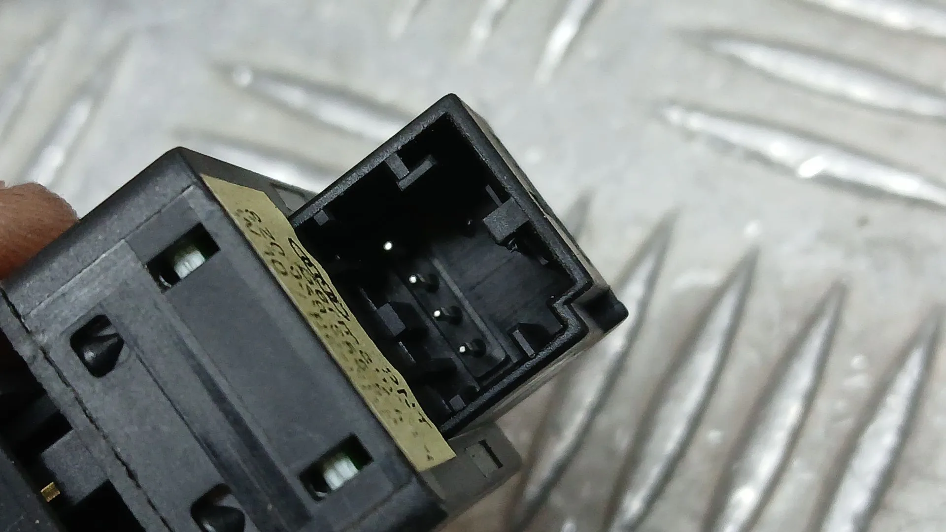 Mando Elevalunas Delantero Derecho para Audi A3 (8P1)