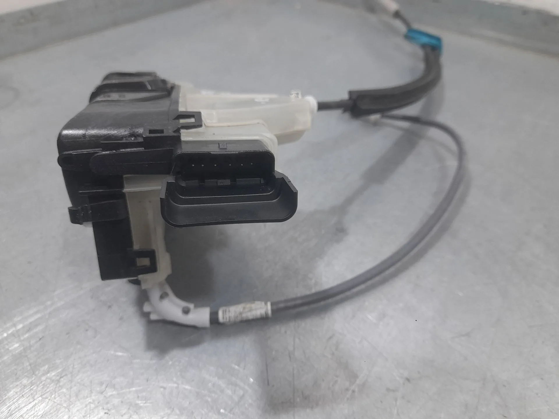 Cerradura Puerta Delantera Izquierda para Peugeot Partner Furgoneta/Monovolumen (K9)