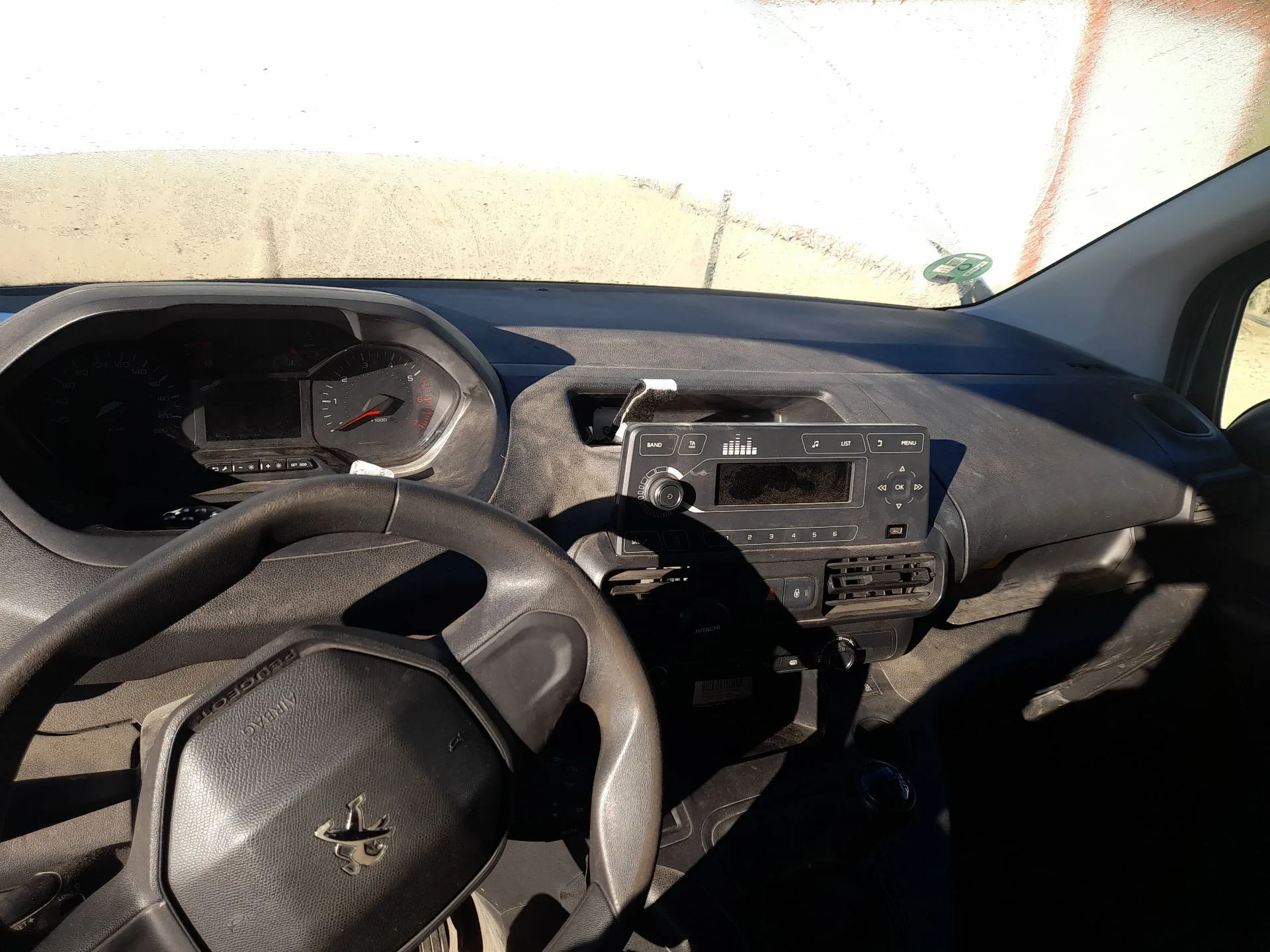Salpicadero para Peugeot Partner Furgoneta/Monovolumen (K9)