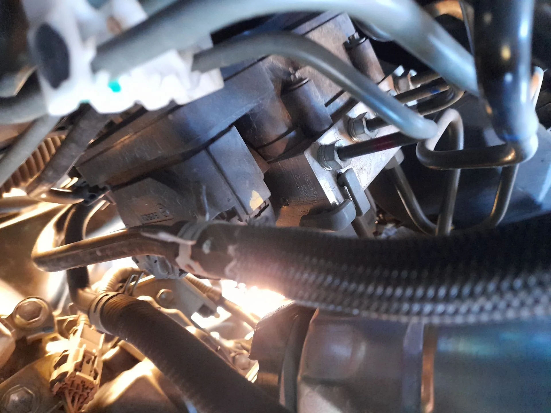 Abs para Toyota Auris (_E18_)