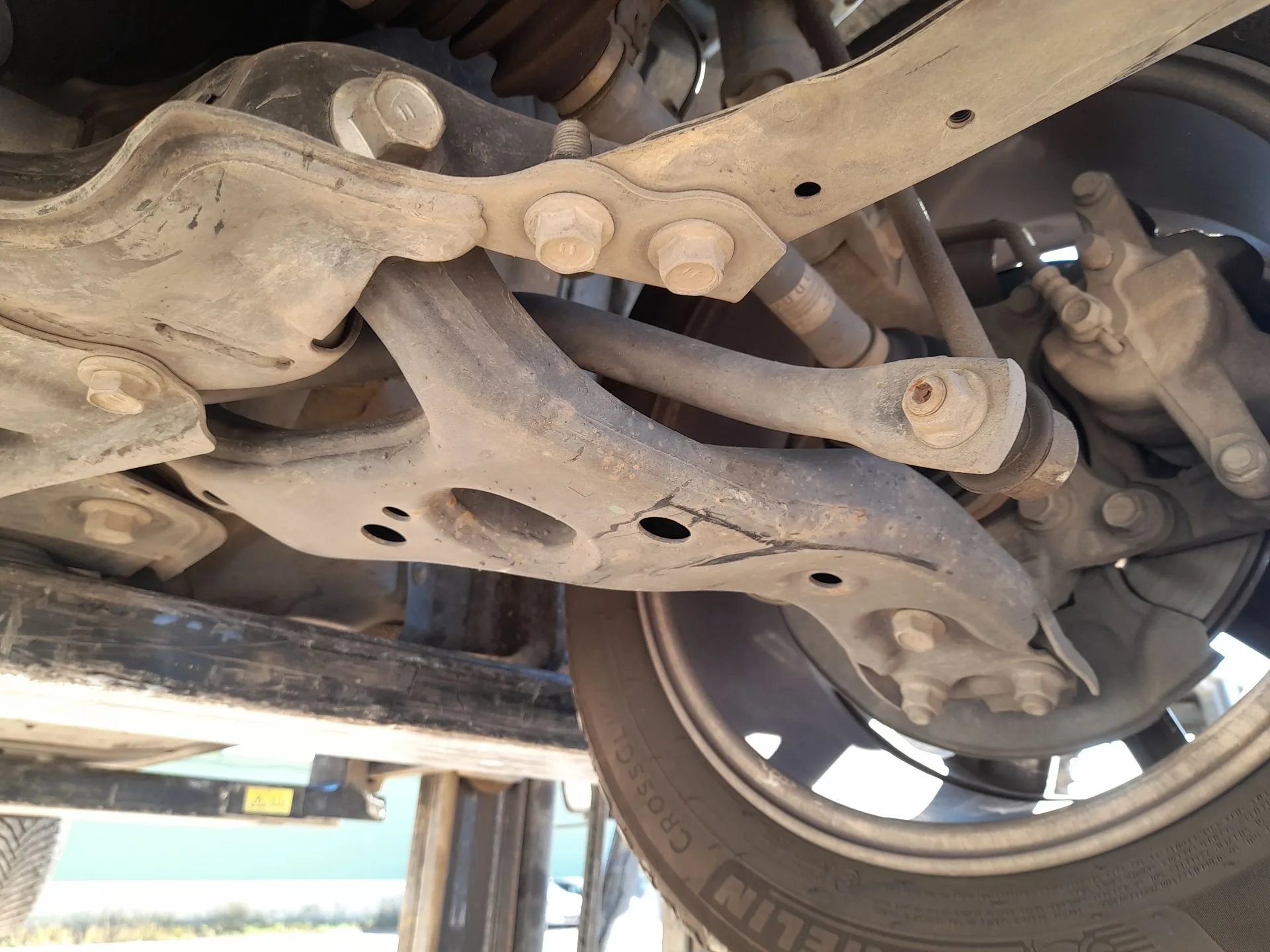 Brazo Suspension Inferior Delantero Izquierdo para Toyota Auris (_E18_)