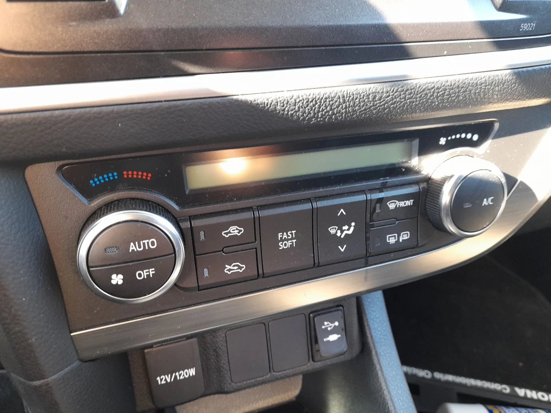 Mando Climatizador para Toyota Auris (_E18_)