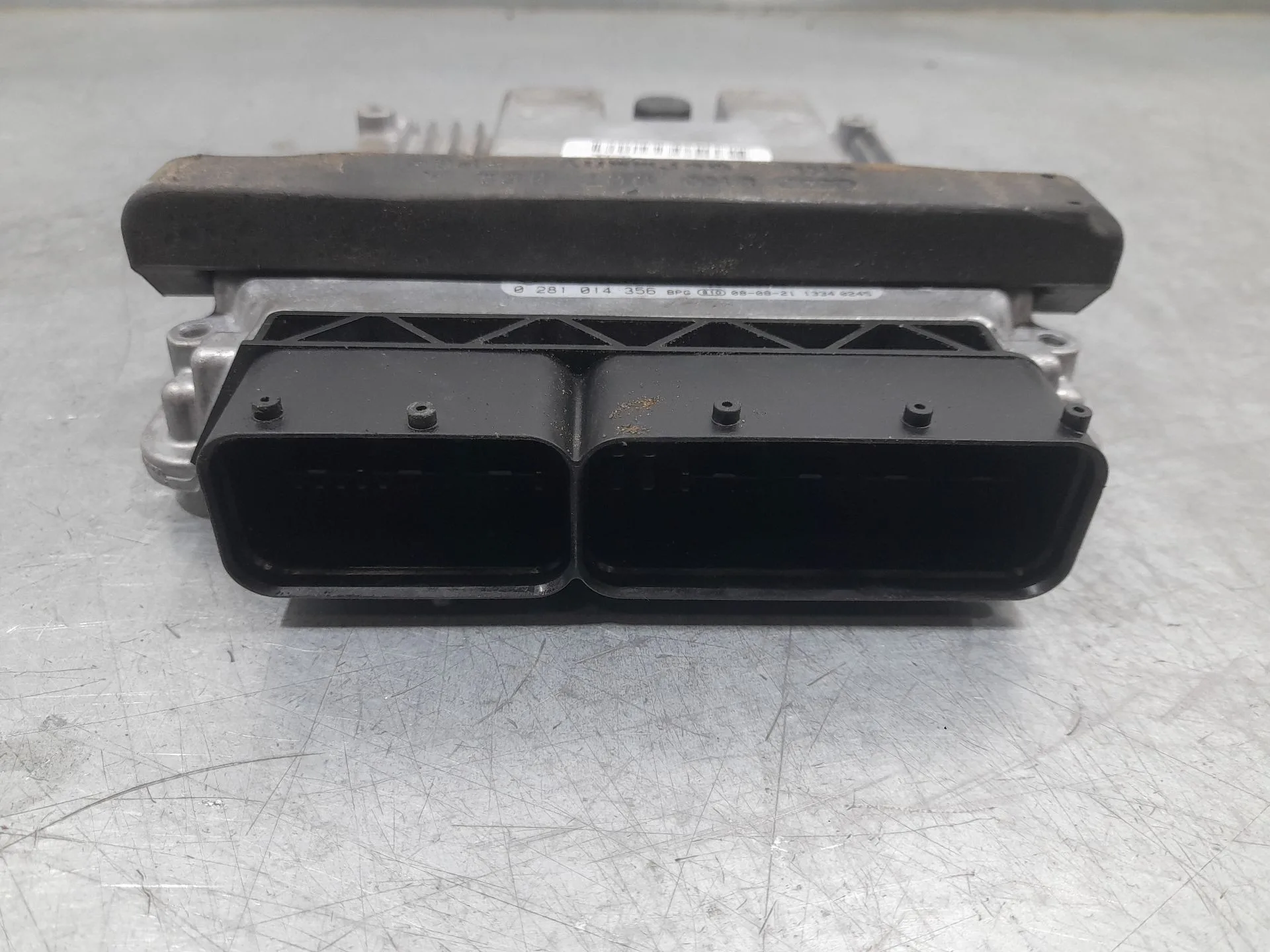 Centralita Motor Uce para Audi A5 (8T3)