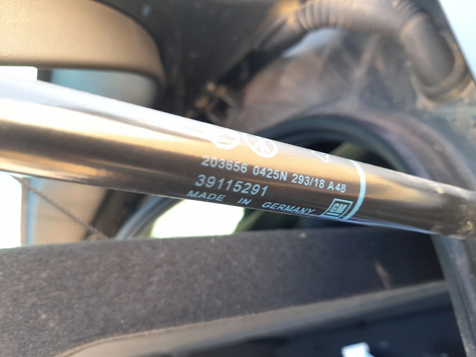 Amortiguadores Maletero / Porton para Opel Insignia B Grand Sport (Z18)