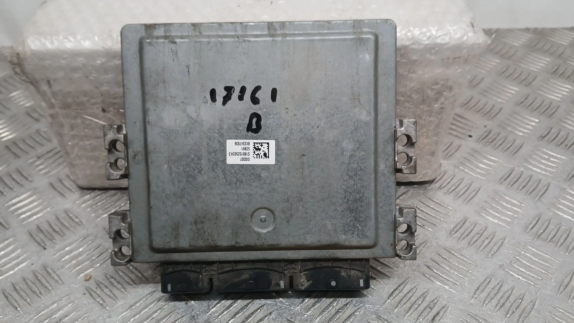 Centralita Motor Uce para Nissan Juke (F15)