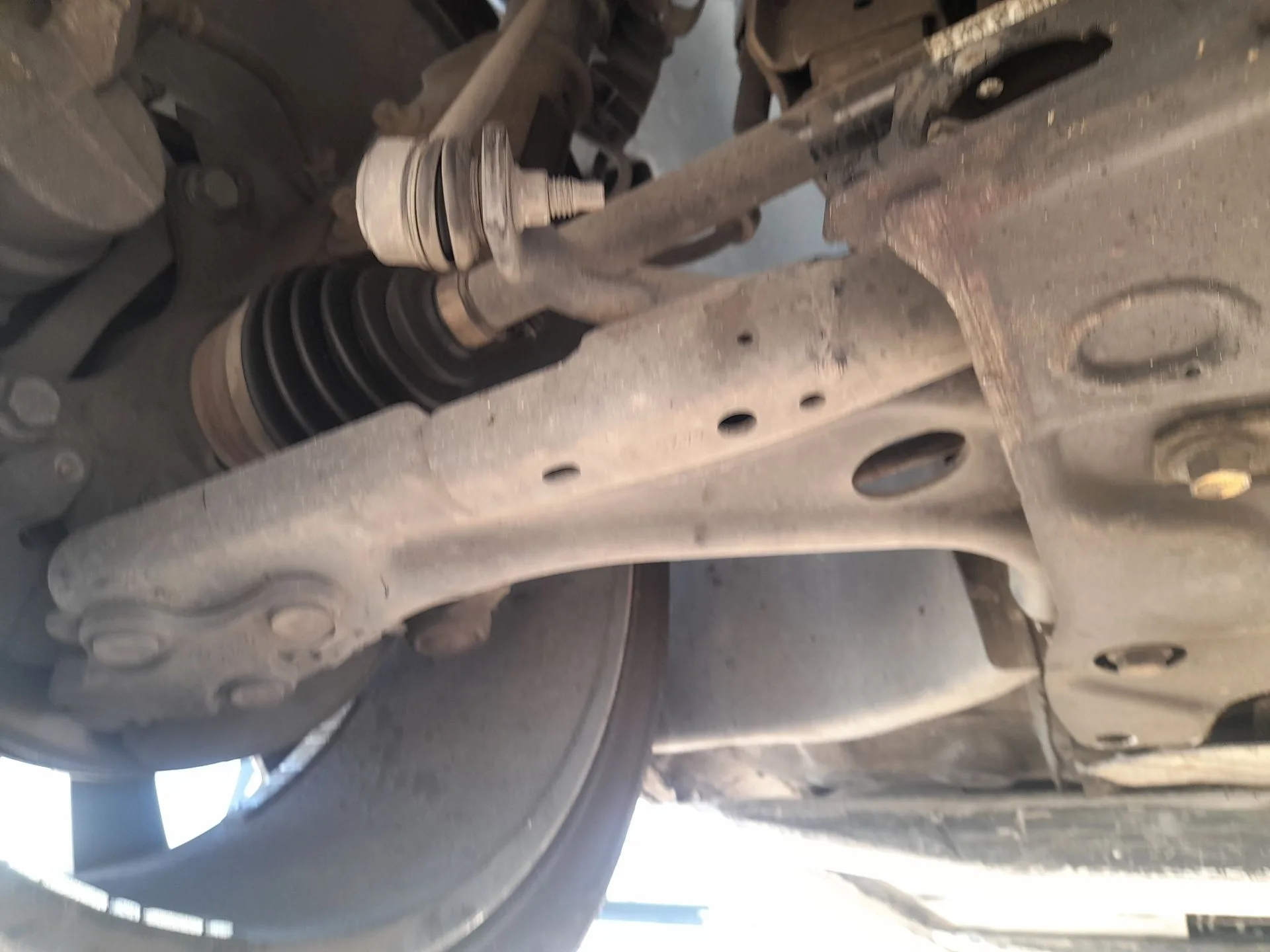 Brazo Suspension Inferior Delantero Derecho para Peugeot 308 Ii (Lb_, Lp_, Lw_, Lh_, L3_)