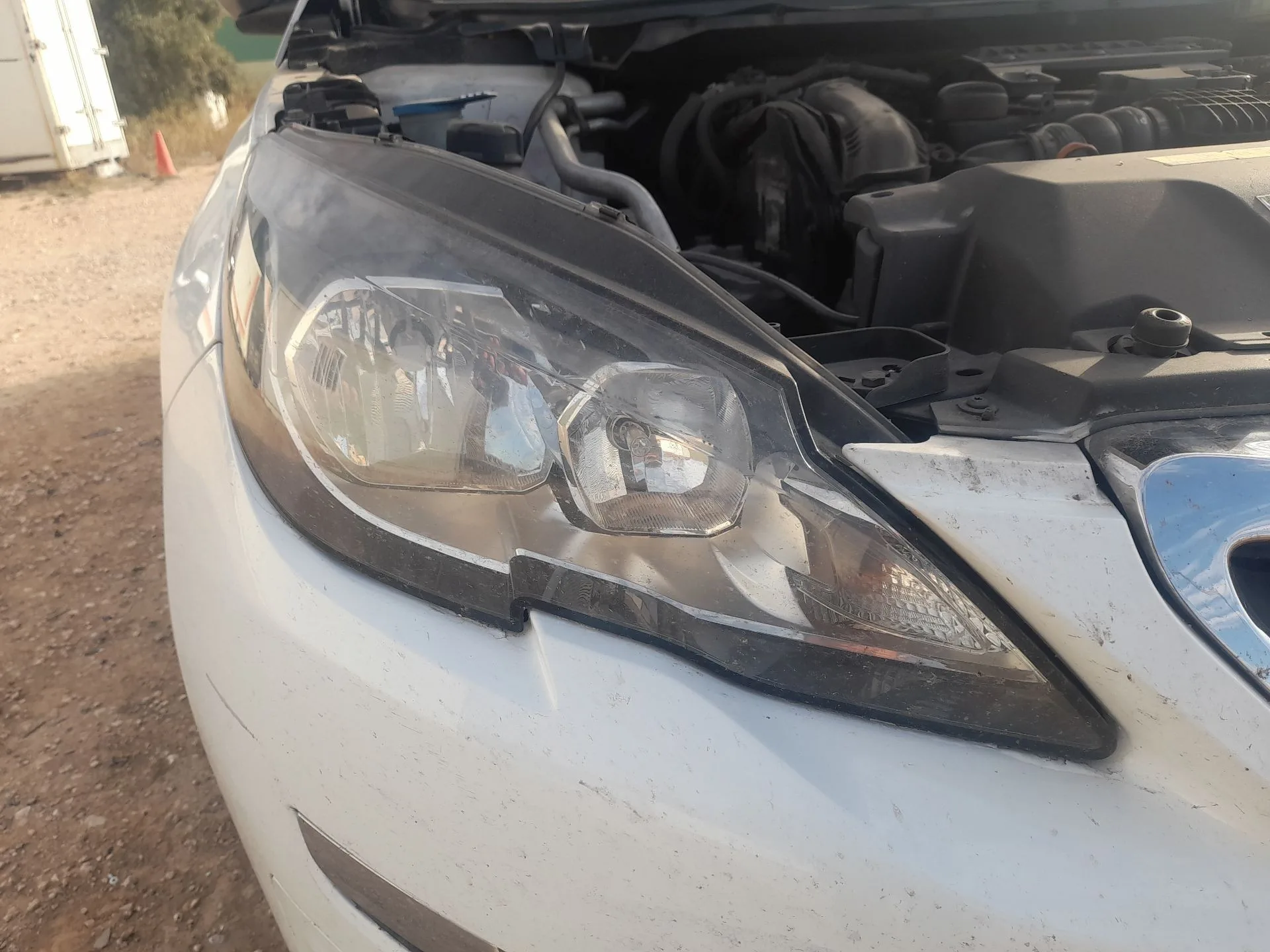 Faro Derecho para Peugeot 308 Ii (Lb_, Lp_, Lw_, Lh_, L3_)