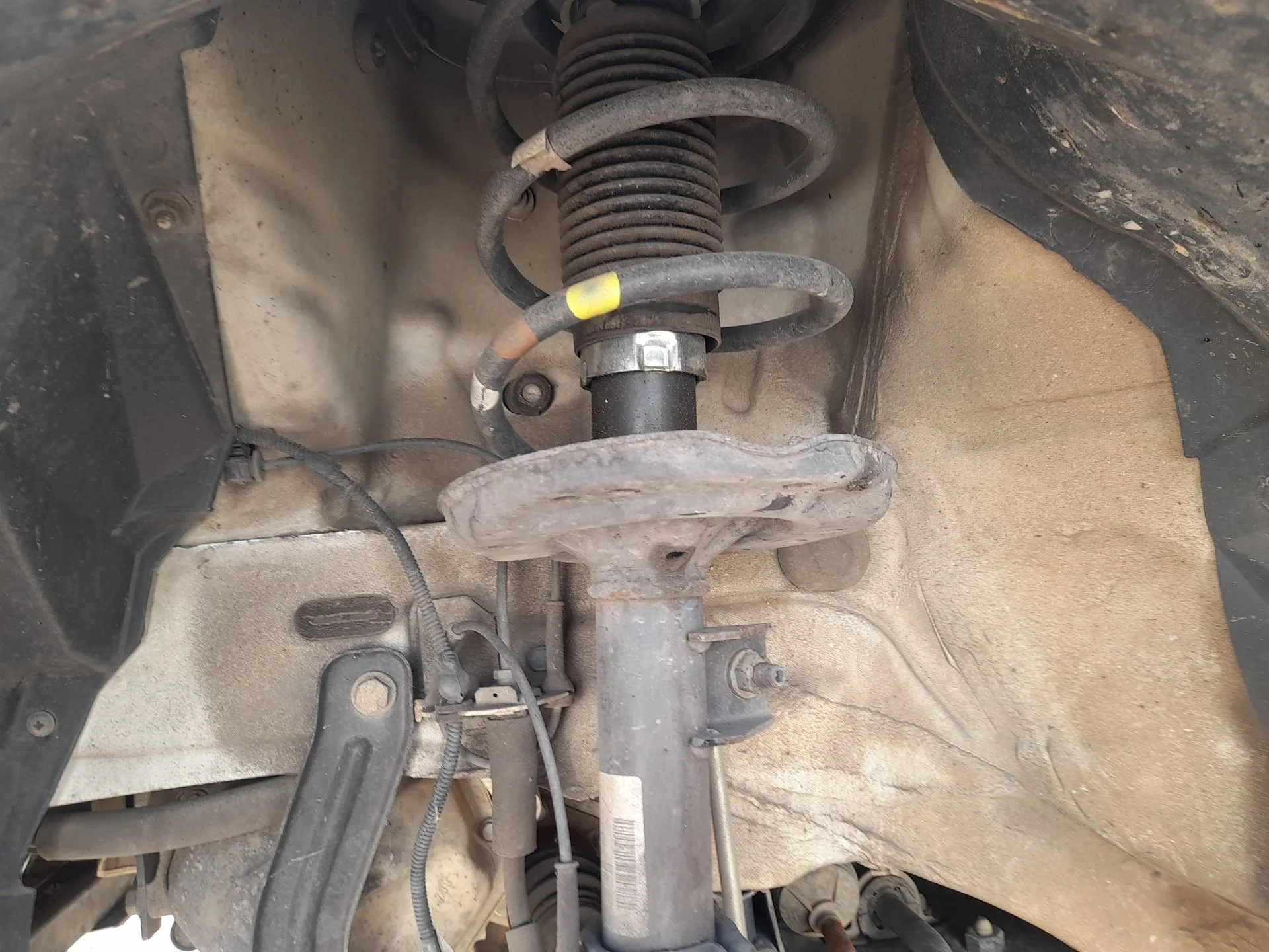 Amortiguador Delantero Izquierdo para Ford Ka (Ru8)