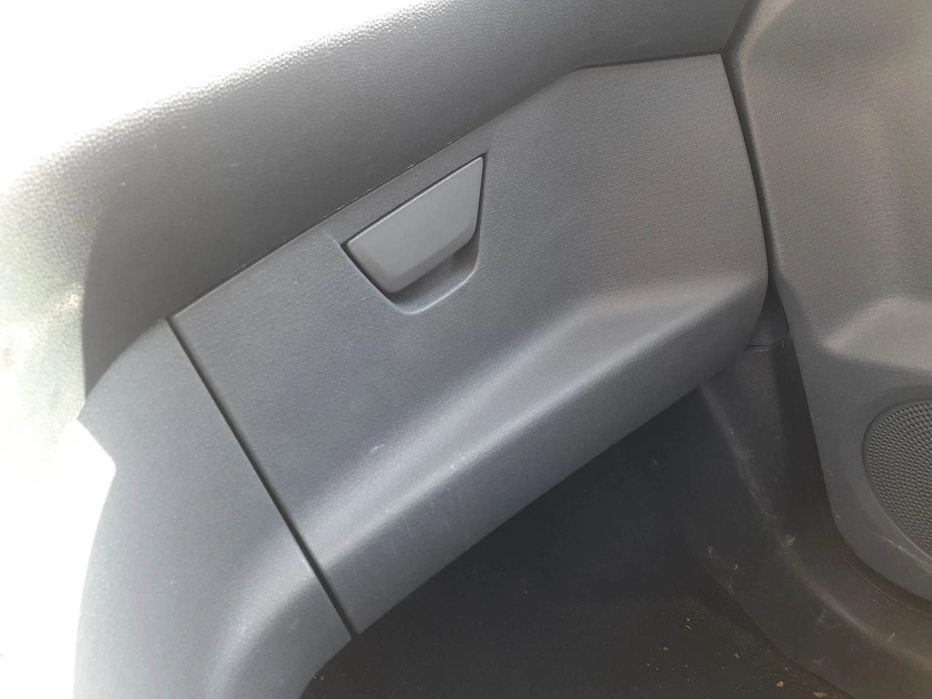 Guantera para Ford Ka (Ru8)