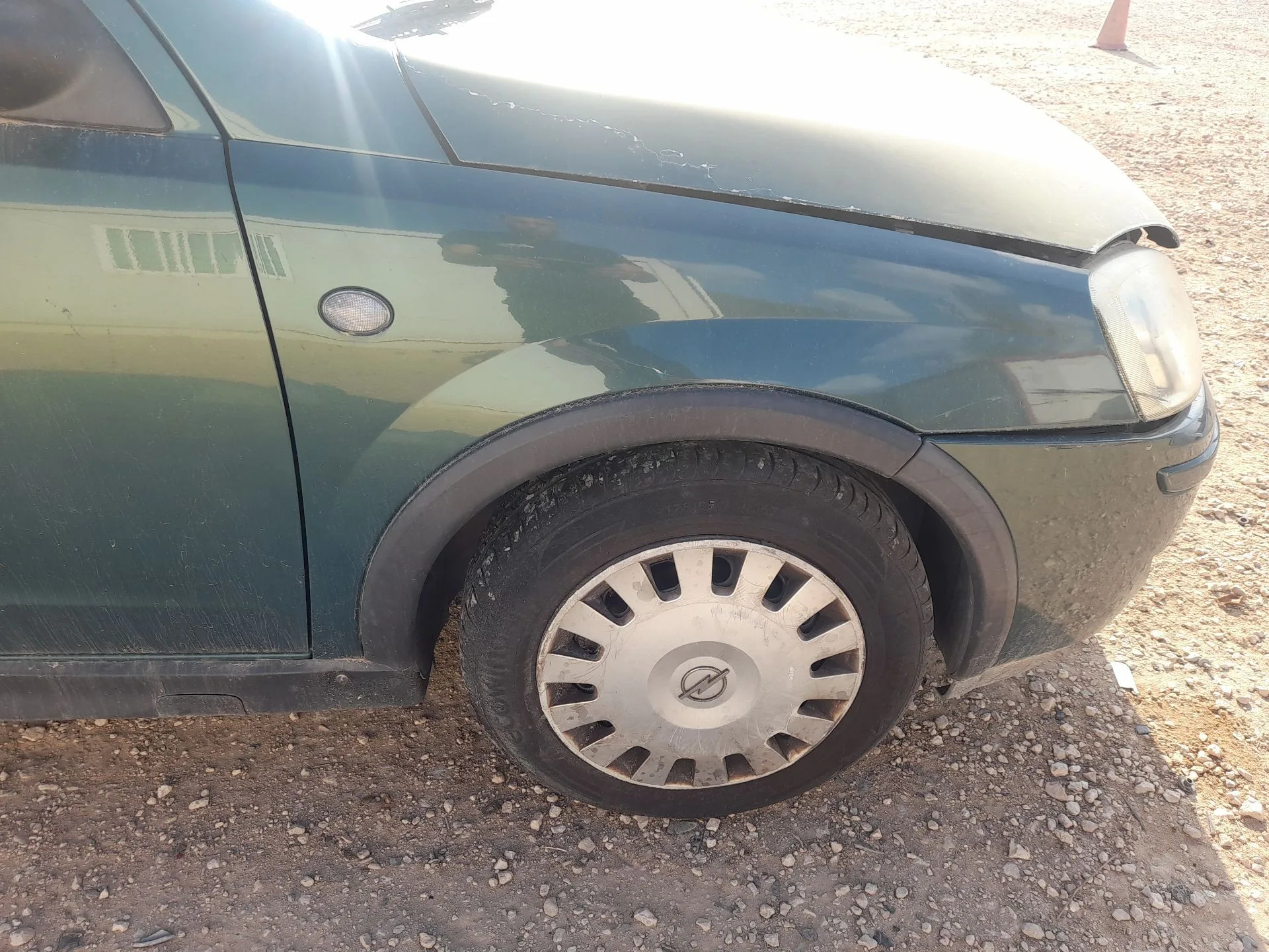 Aleta Delantera Derecha para Opel Corsa C (X01)